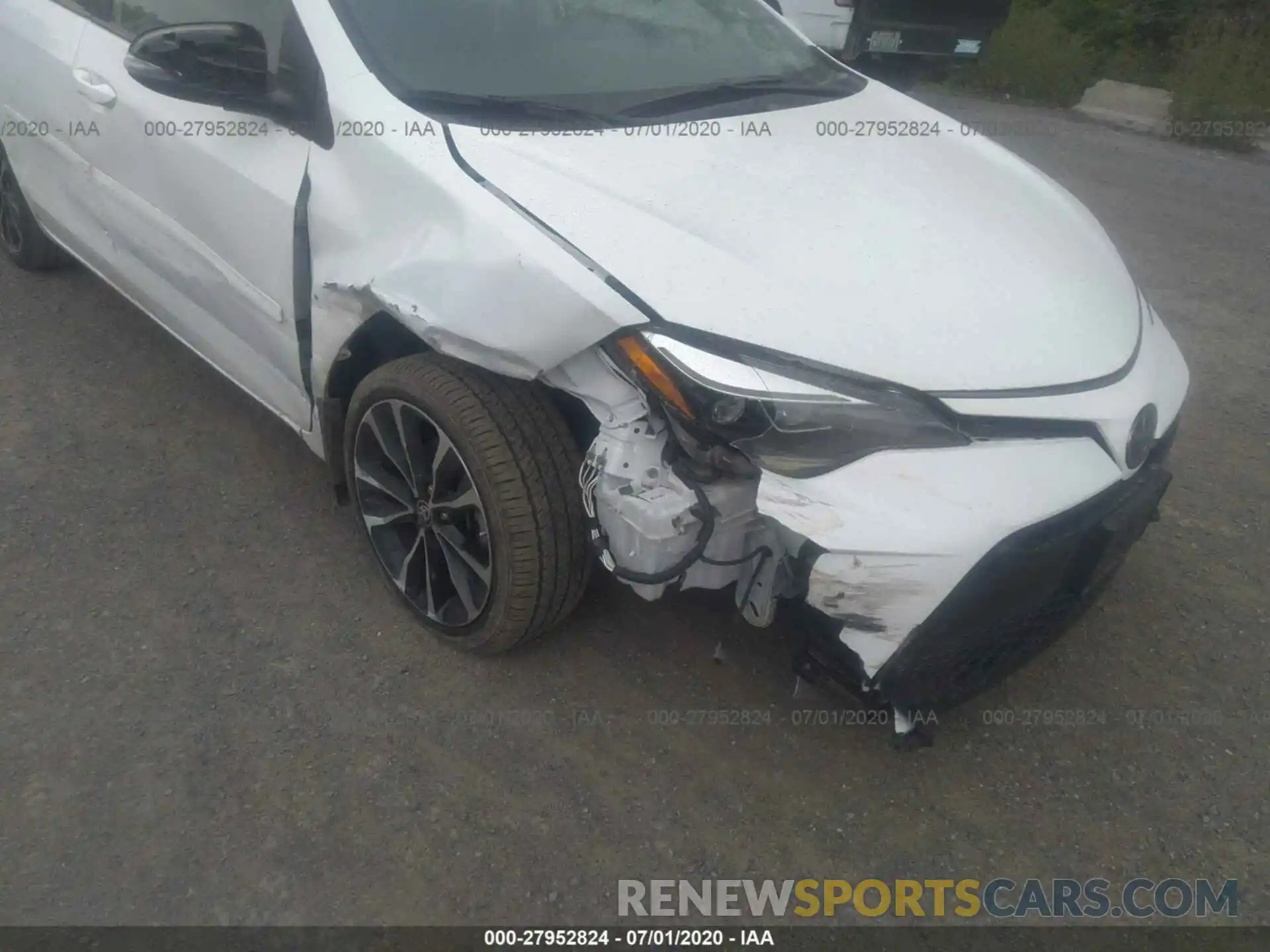 6 Photograph of a damaged car 2T1BURHE3KC227757 TOYOTA COROLLA 2019