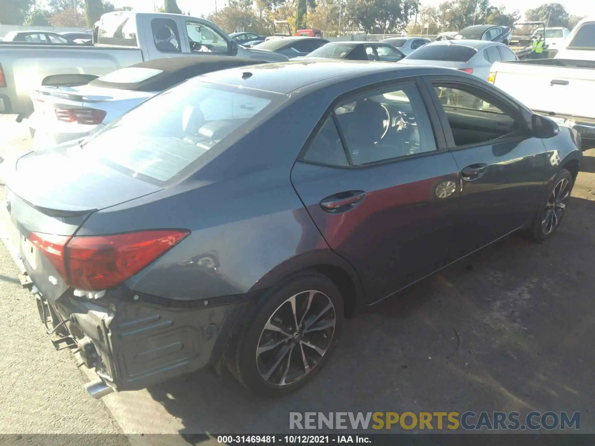 4 Photograph of a damaged car 2T1BURHE3KC232036 TOYOTA COROLLA 2019