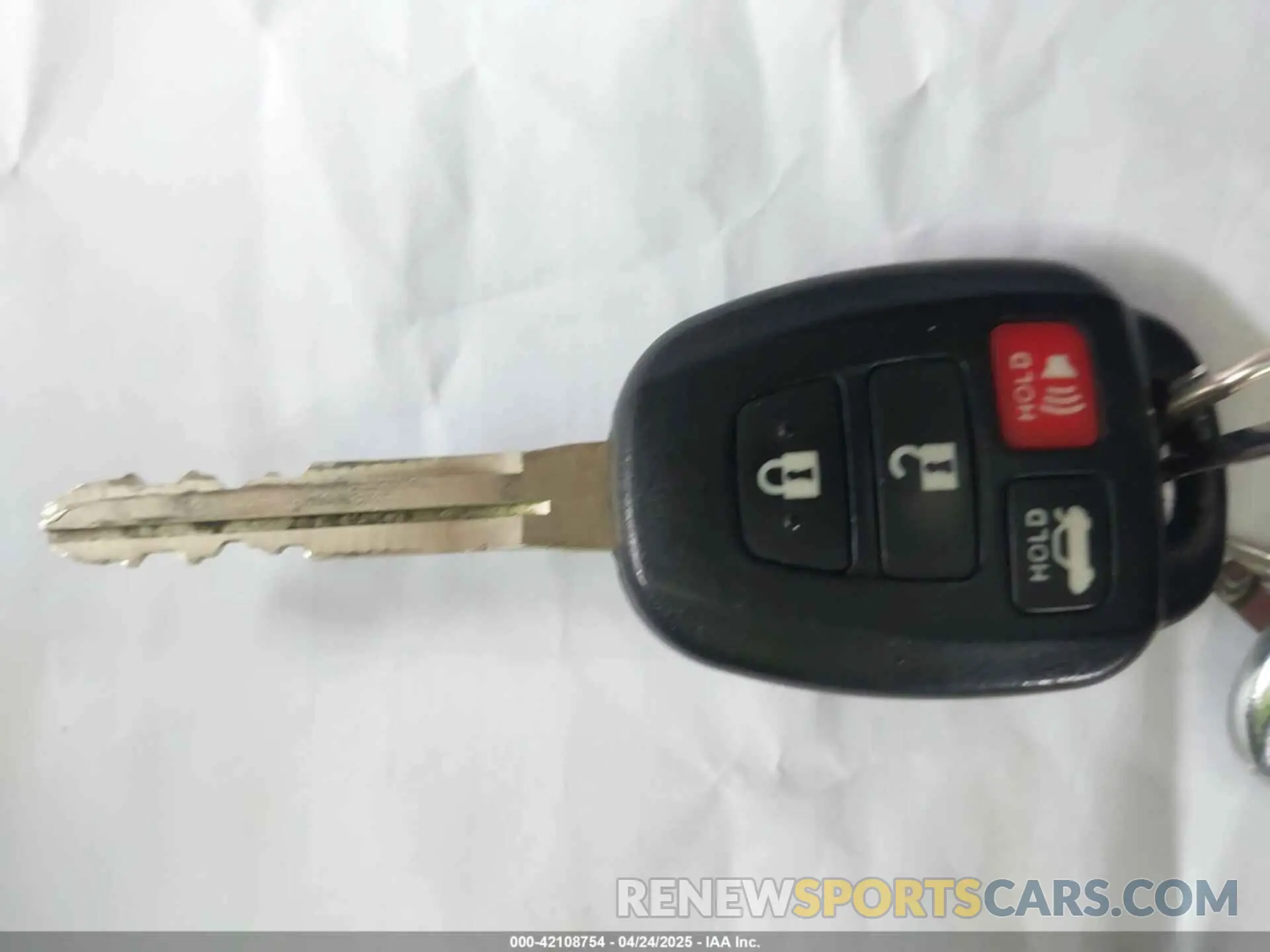 11 Photograph of a damaged car 2T1BURHE3KC233882 TOYOTA COROLLA 2019