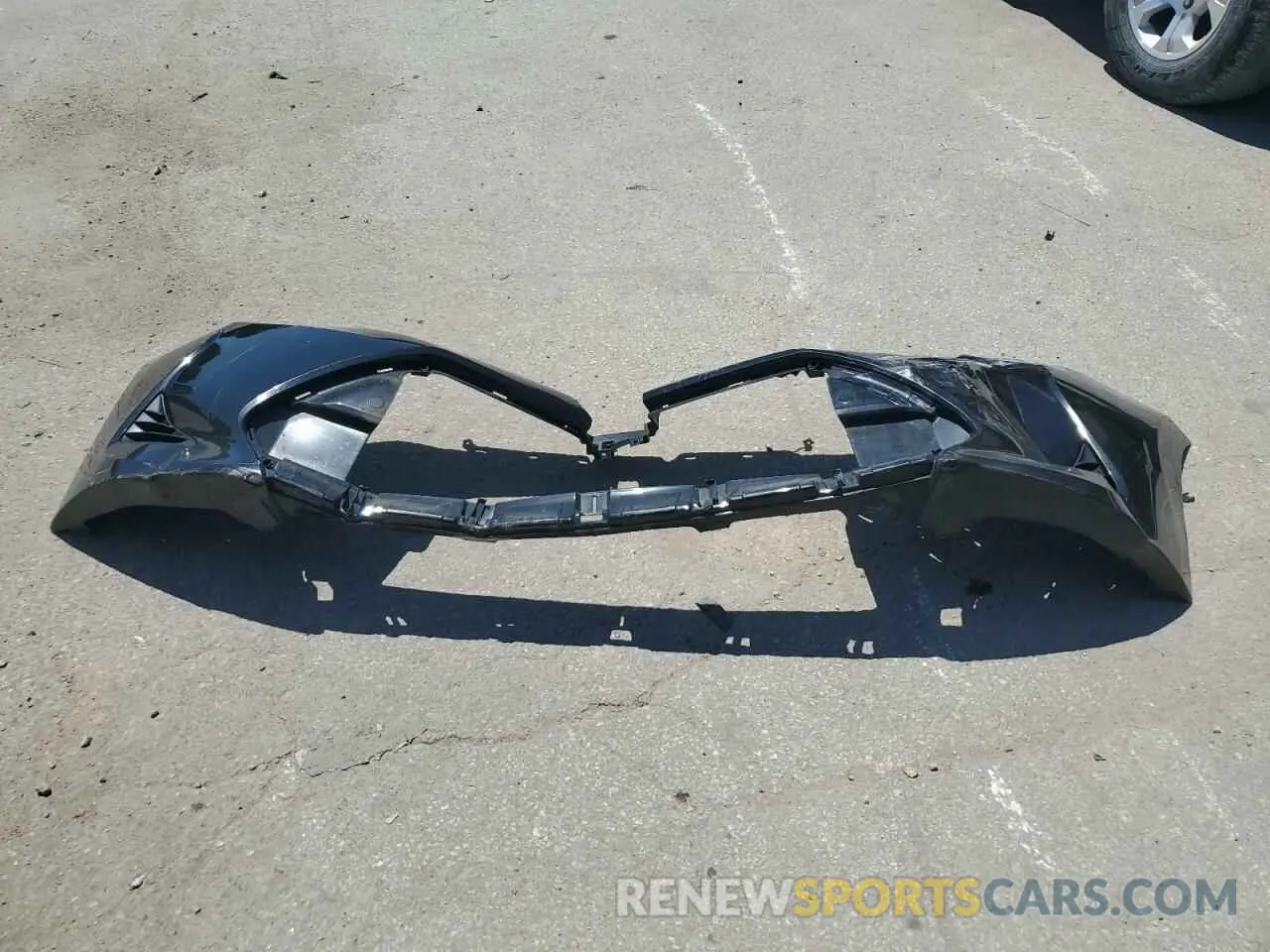 12 Photograph of a damaged car 2T1BURHE3KC236006 TOYOTA COROLLA 2019
