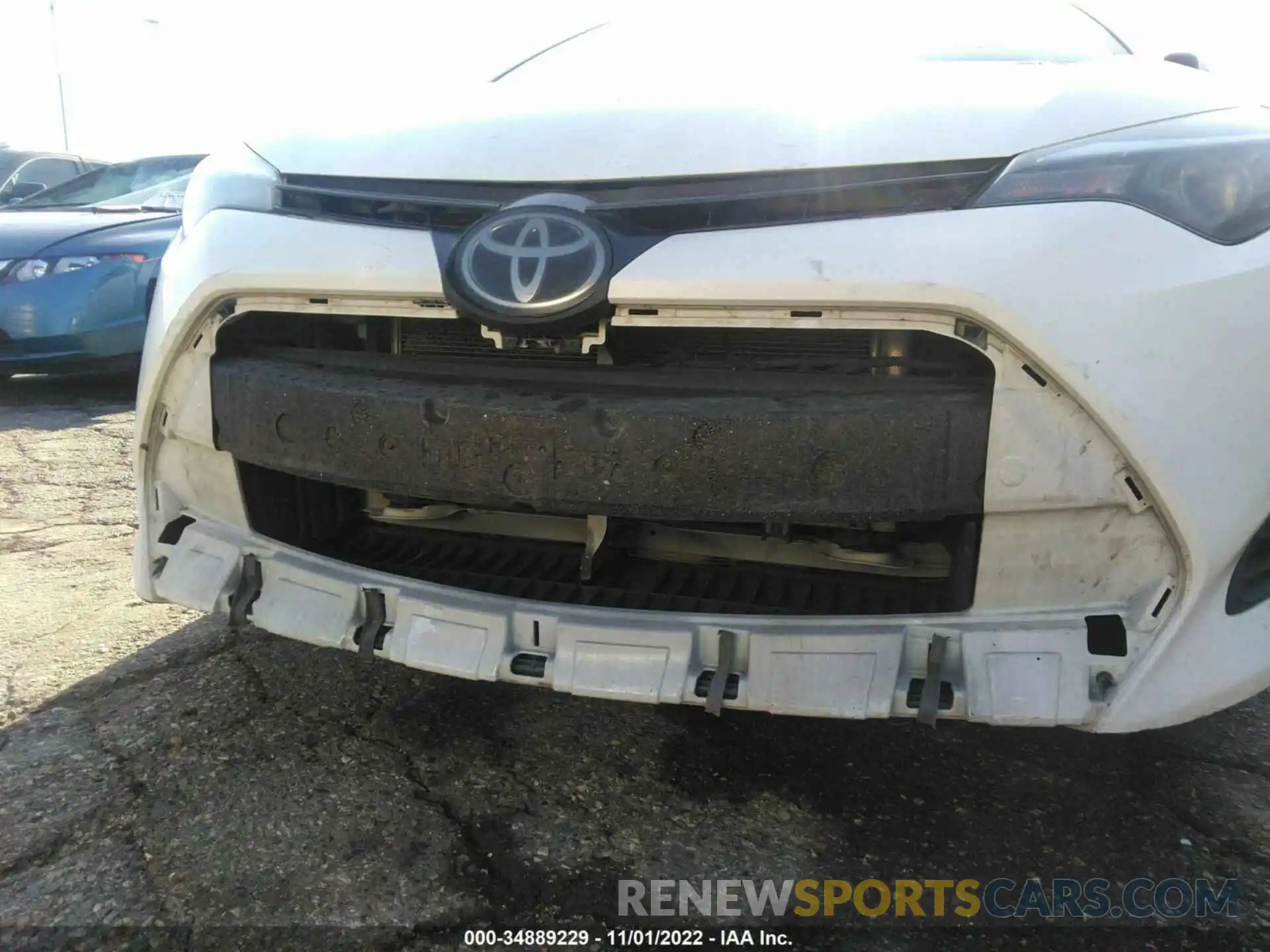 6 Photograph of a damaged car 2T1BURHE3KC242033 TOYOTA COROLLA 2019