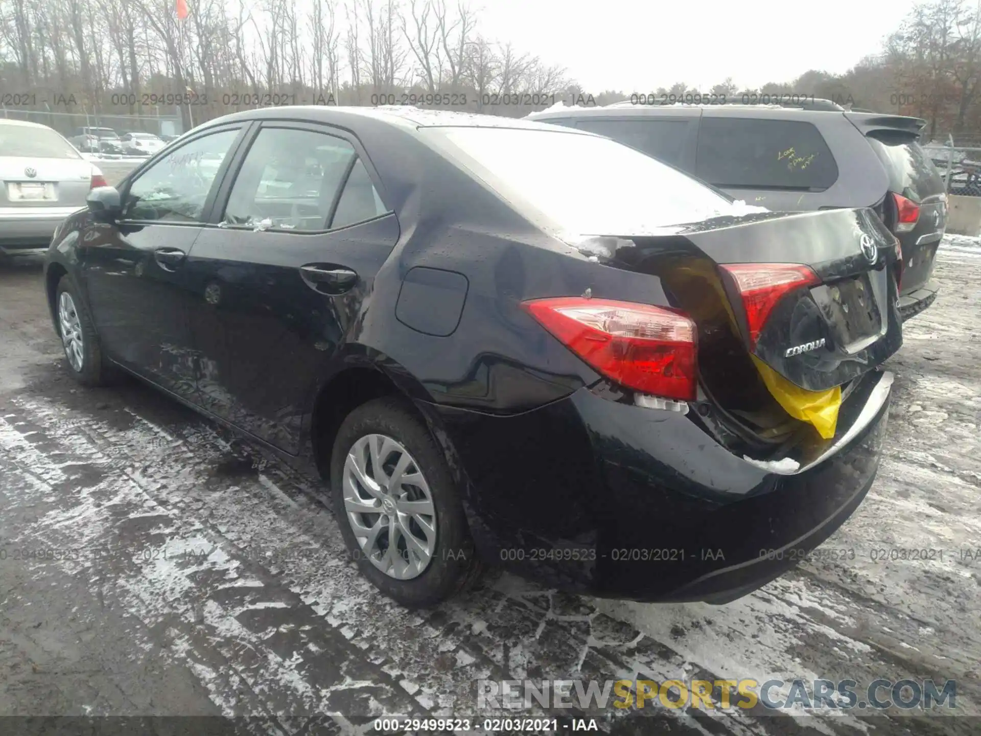 3 Photograph of a damaged car 2T1BURHE3KC244087 TOYOTA COROLLA 2019