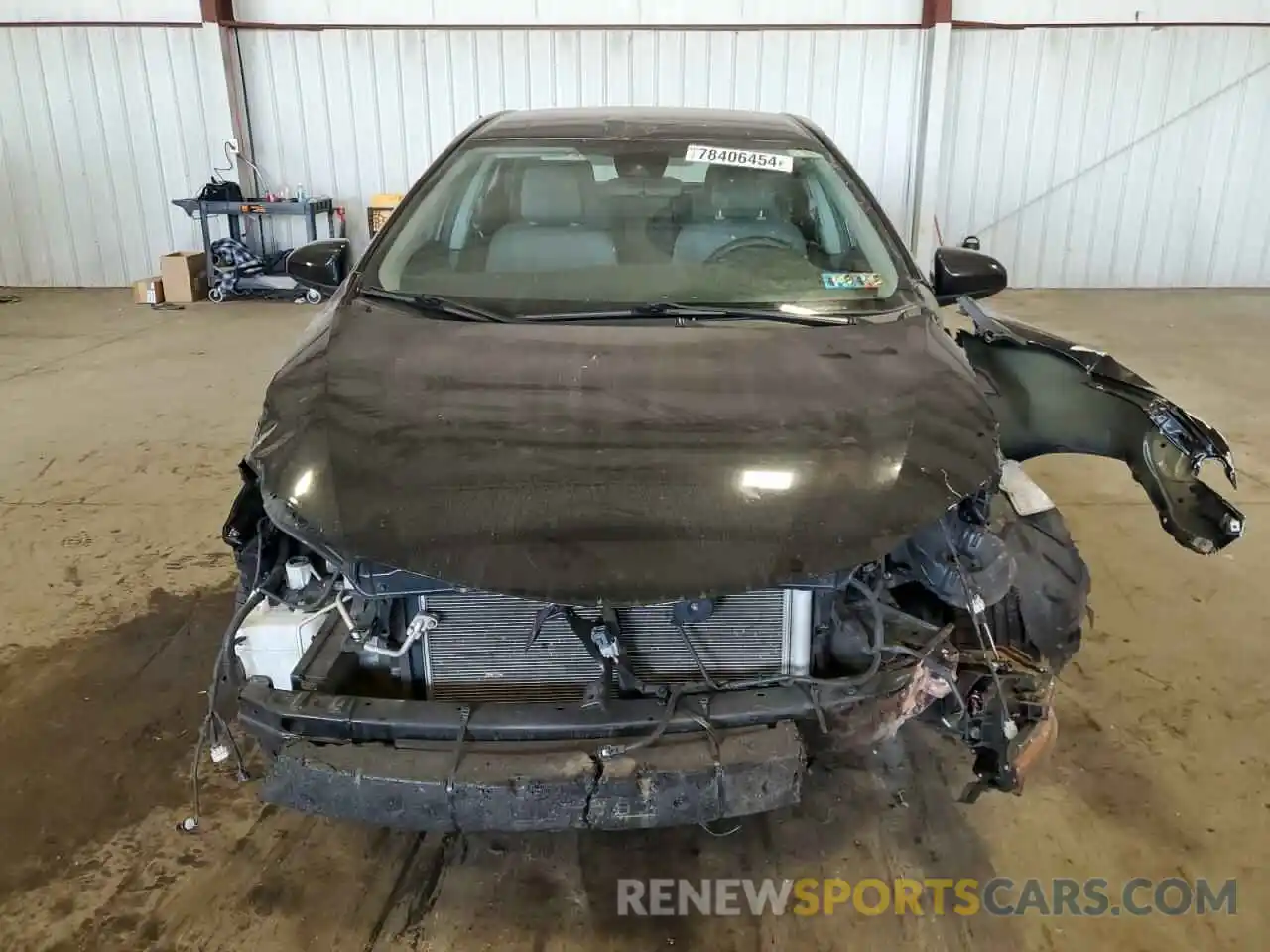 5 Photograph of a damaged car 2T1BURHE3KC246843 TOYOTA COROLLA 2019