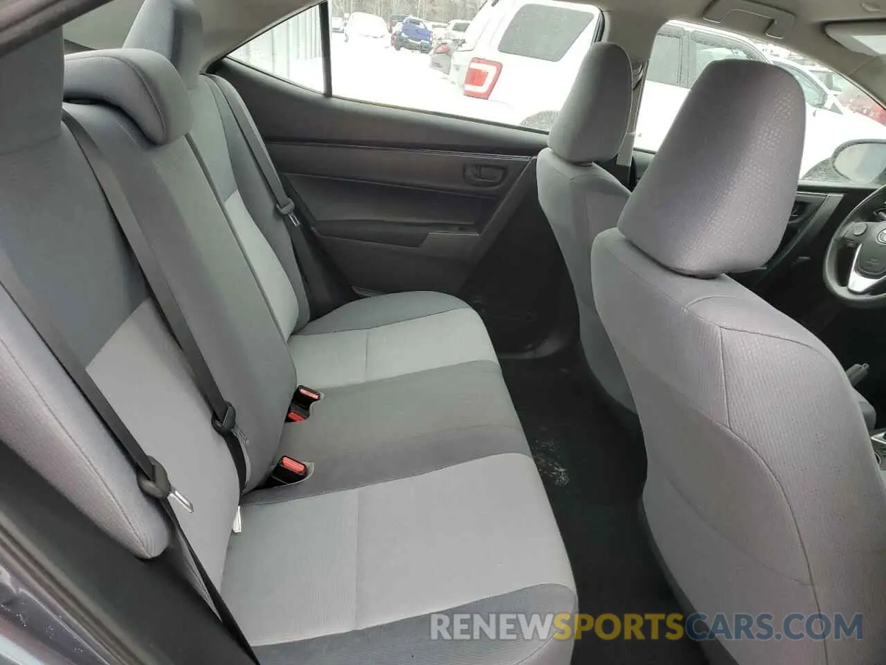 10 Photograph of a damaged car 2T1BURHE4KC127909 TOYOTA COROLLA 2019