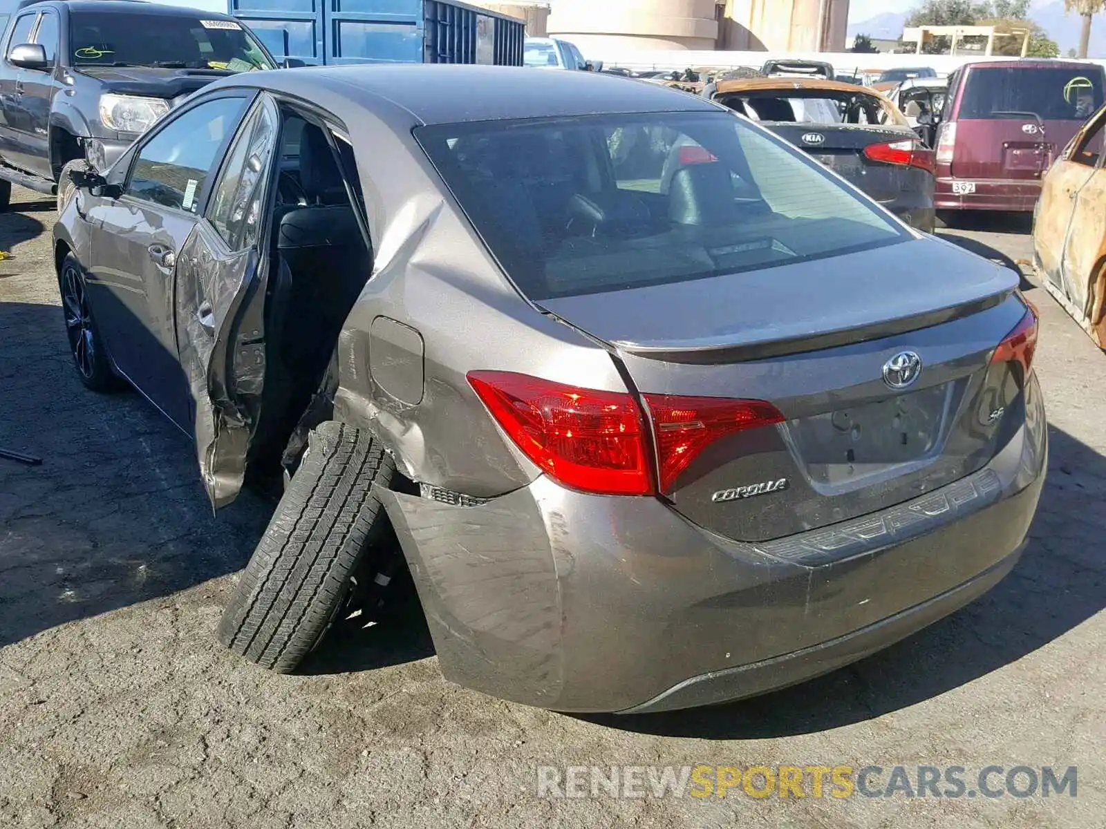 3 Photograph of a damaged car 2T1BURHE4KC128798 TOYOTA COROLLA 2019