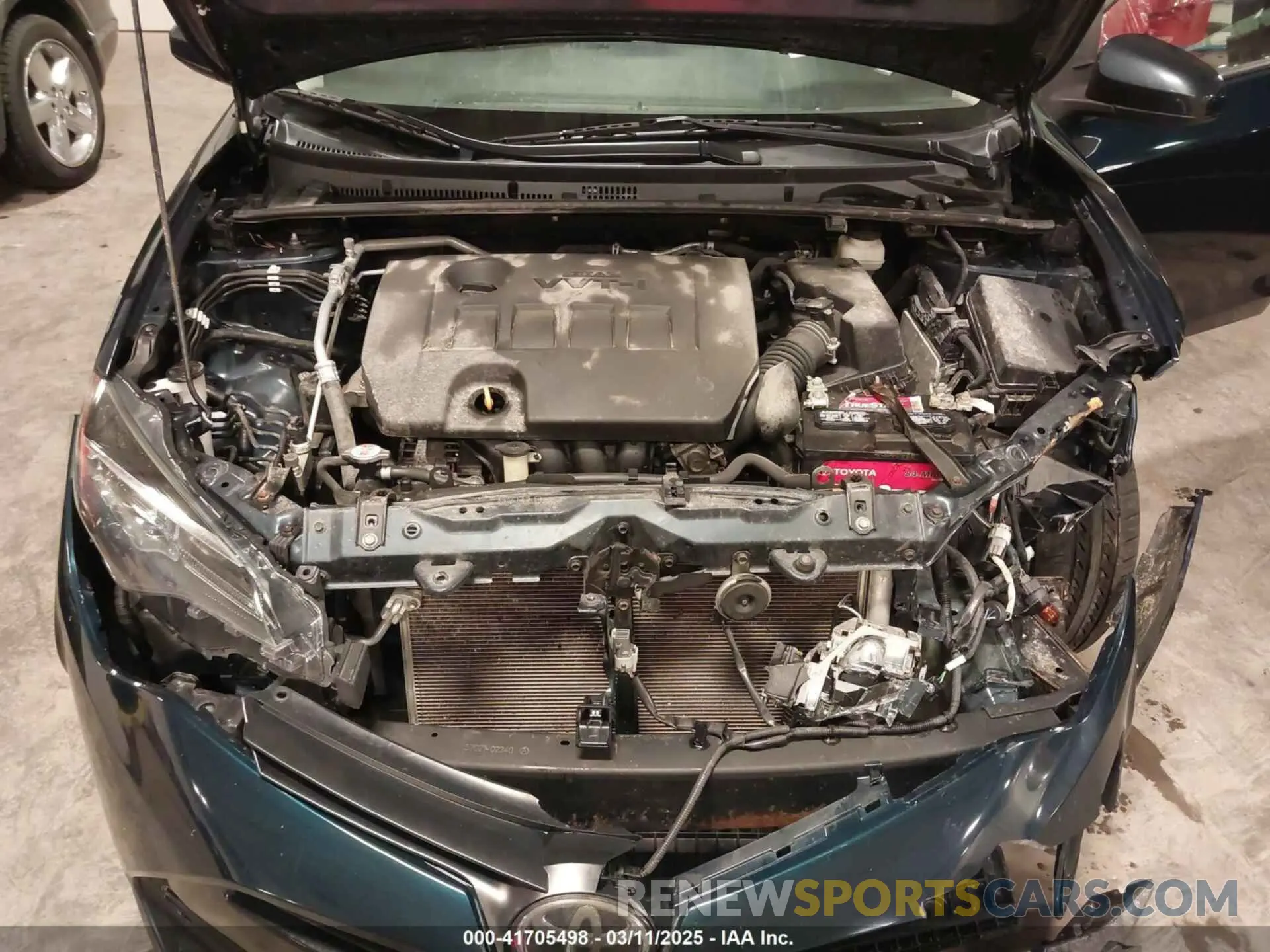 10 Photograph of a damaged car 2T1BURHE4KC129627 TOYOTA COROLLA 2019