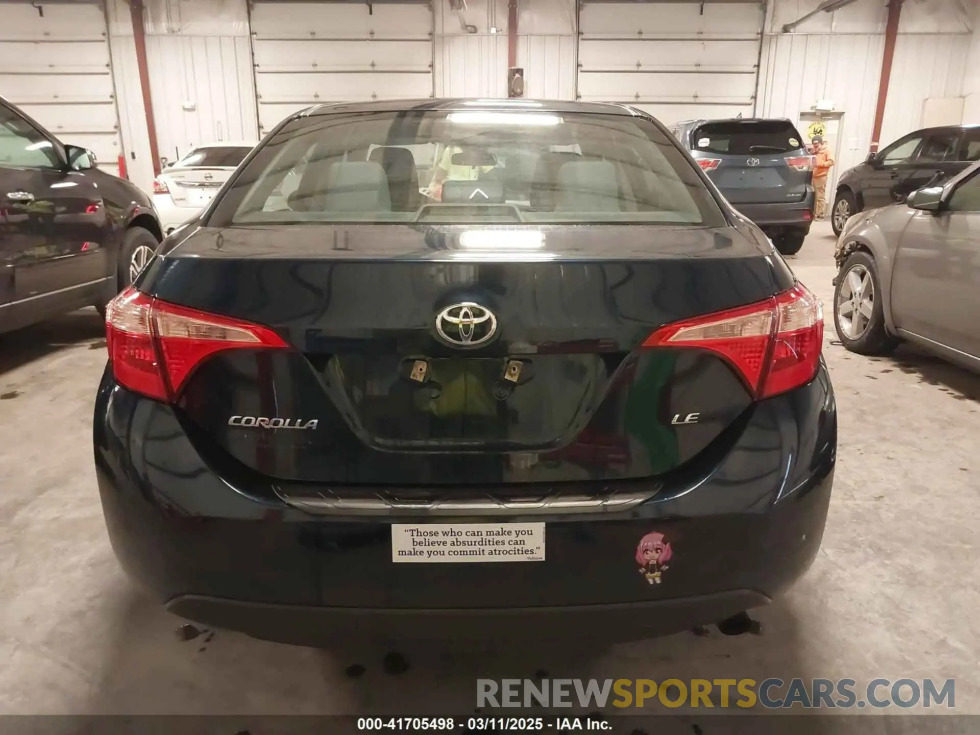 17 Photograph of a damaged car 2T1BURHE4KC129627 TOYOTA COROLLA 2019
