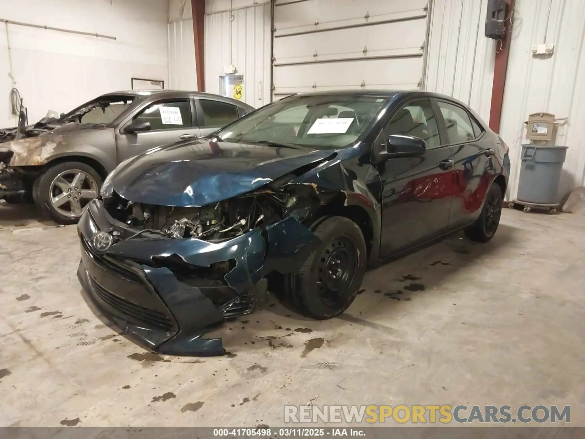 2 Photograph of a damaged car 2T1BURHE4KC129627 TOYOTA COROLLA 2019