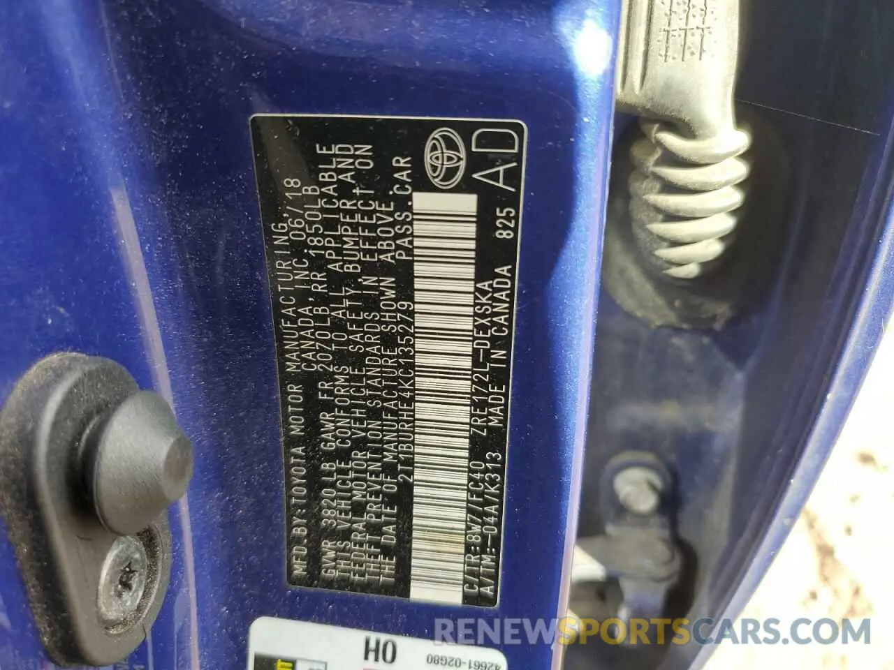 12 Photograph of a damaged car 2T1BURHE4KC135279 TOYOTA COROLLA 2019