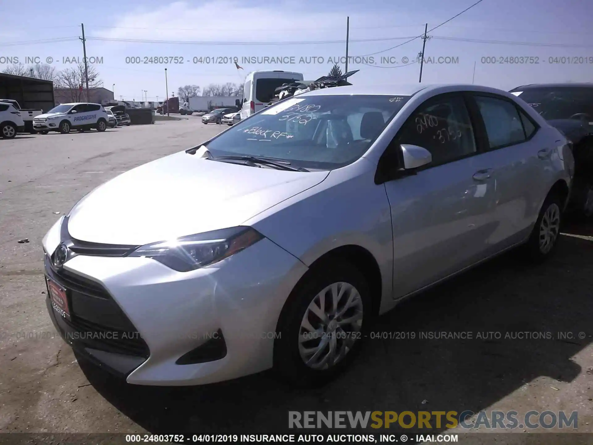 2 Photograph of a damaged car 2T1BURHE4KC135556 TOYOTA COROLLA 2019