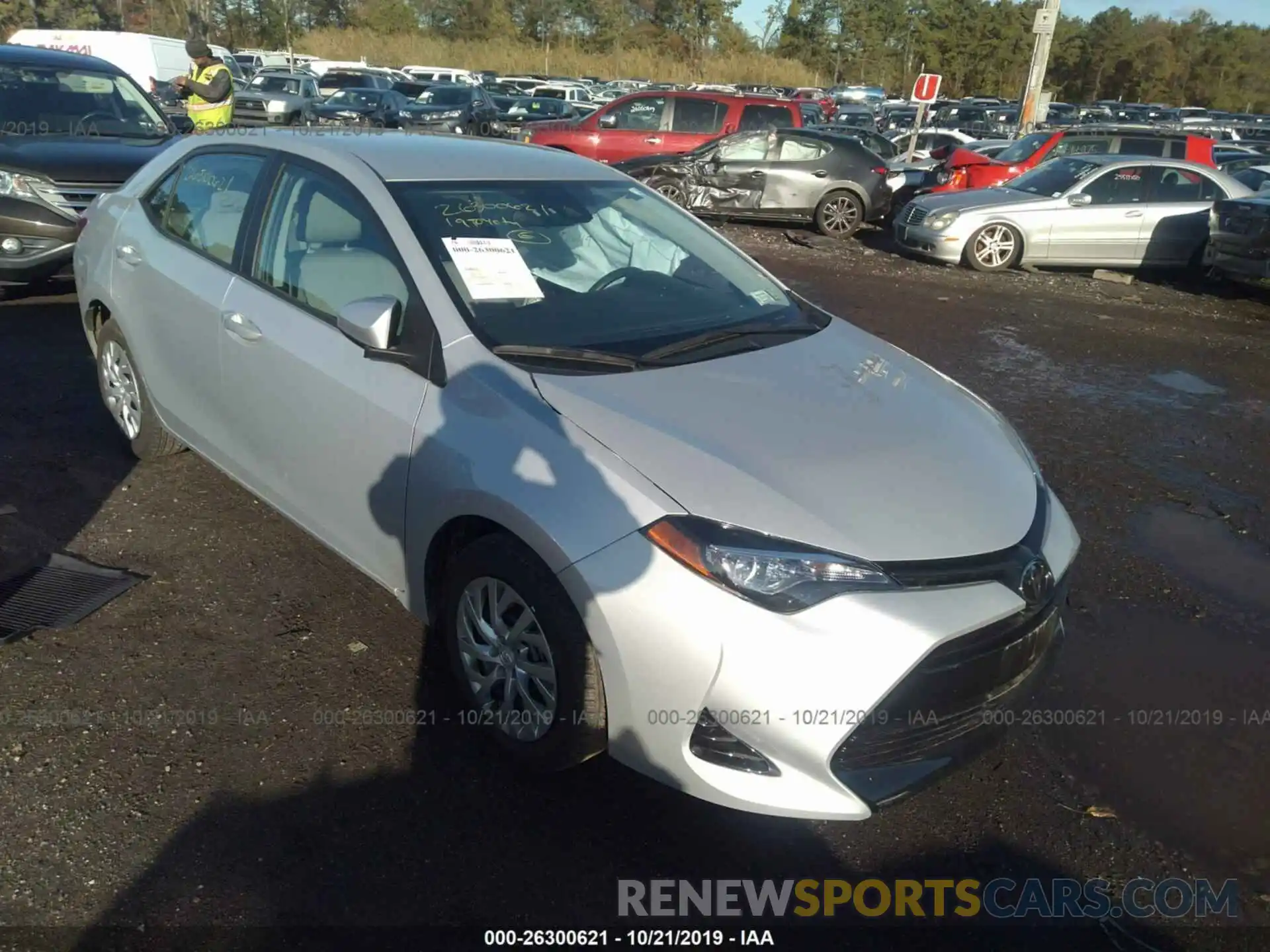 1 Photograph of a damaged car 2T1BURHE4KC136836 TOYOTA COROLLA 2019