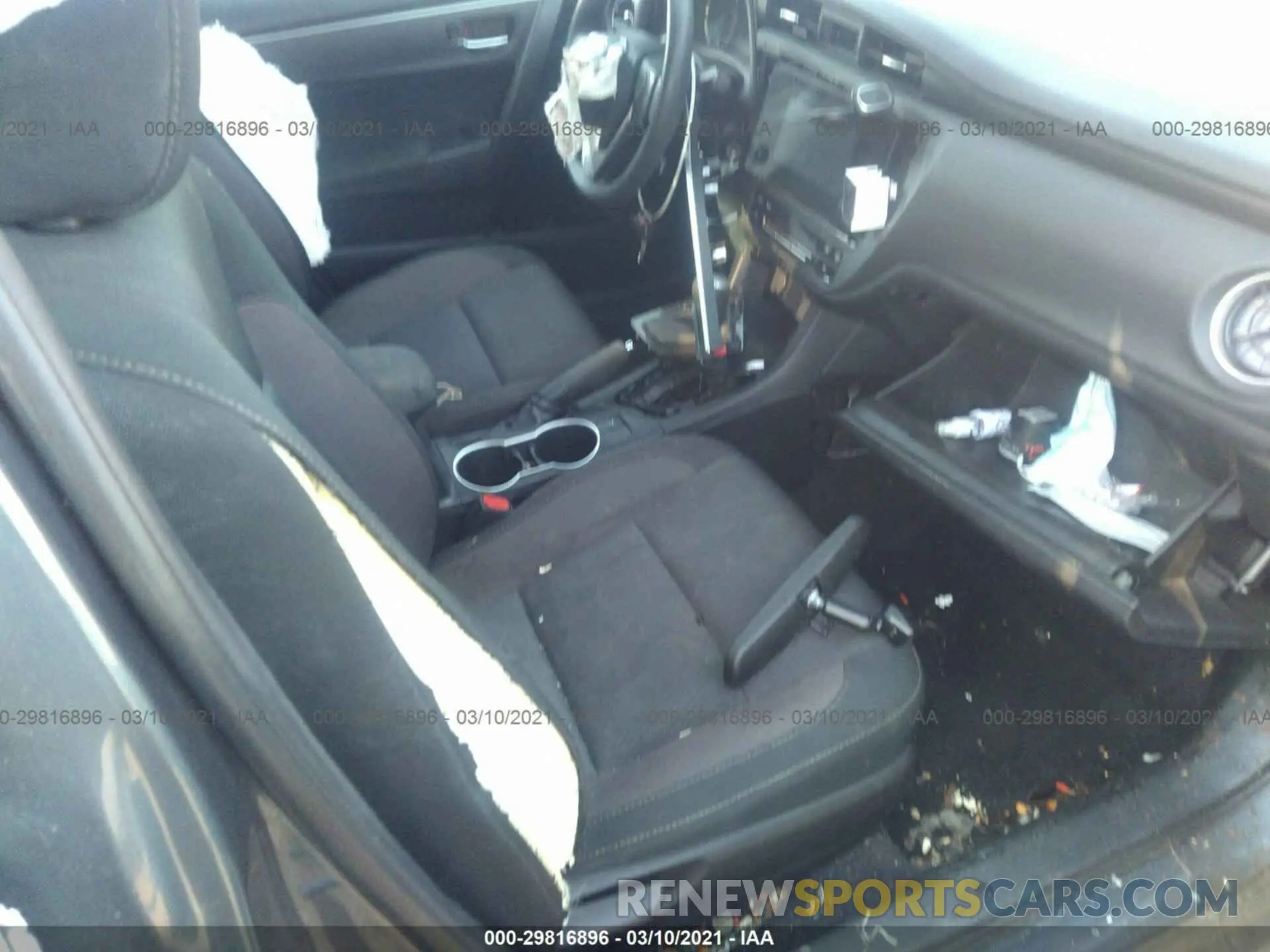 5 Photograph of a damaged car 2T1BURHE4KC137985 TOYOTA COROLLA 2019