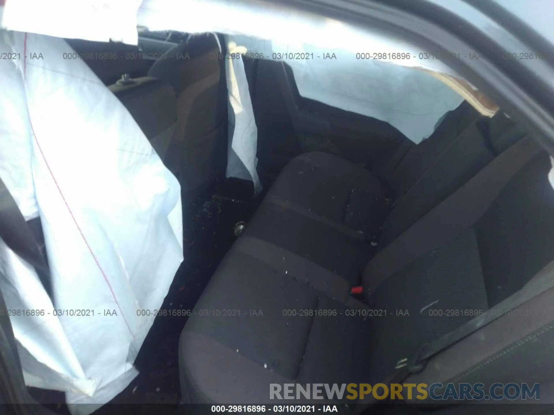 8 Photograph of a damaged car 2T1BURHE4KC137985 TOYOTA COROLLA 2019