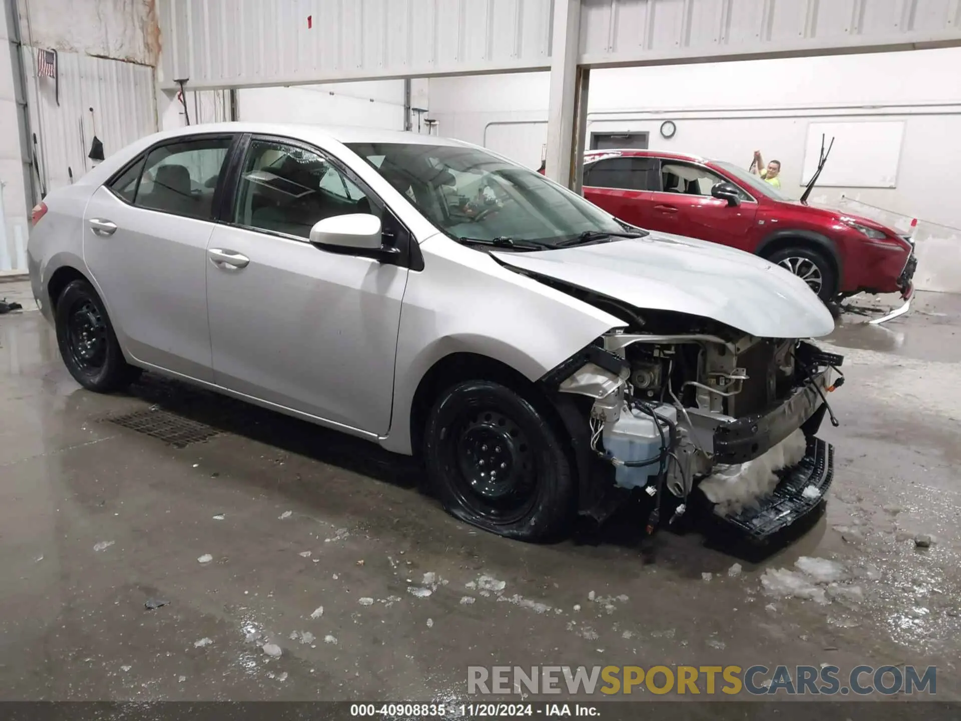 1 Photograph of a damaged car 2T1BURHE4KC138585 TOYOTA COROLLA 2019