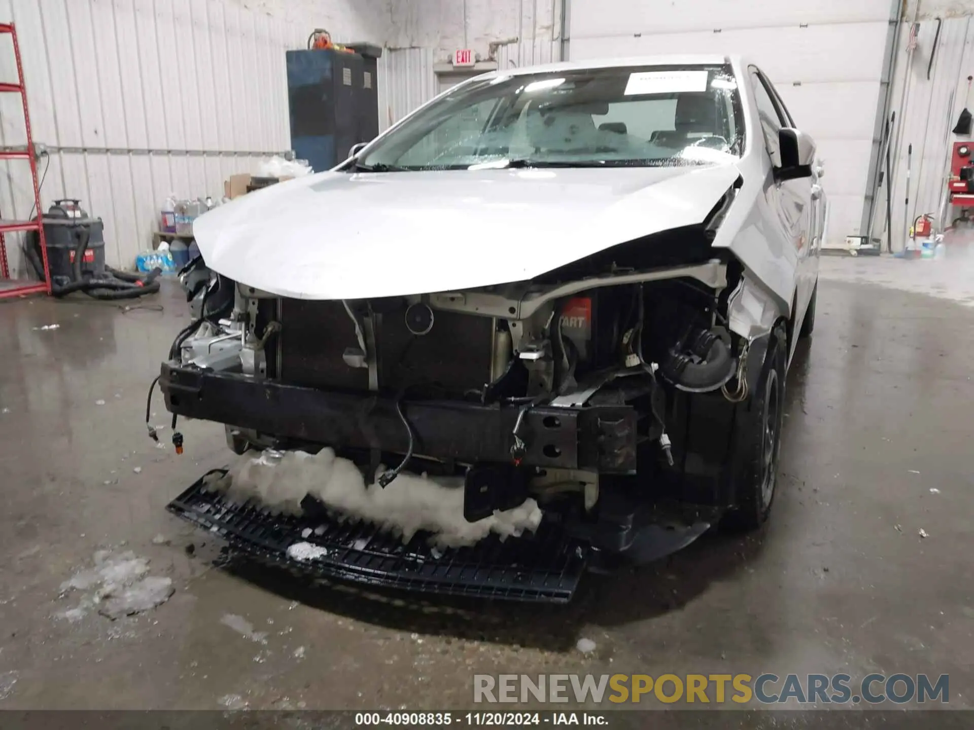 6 Photograph of a damaged car 2T1BURHE4KC138585 TOYOTA COROLLA 2019