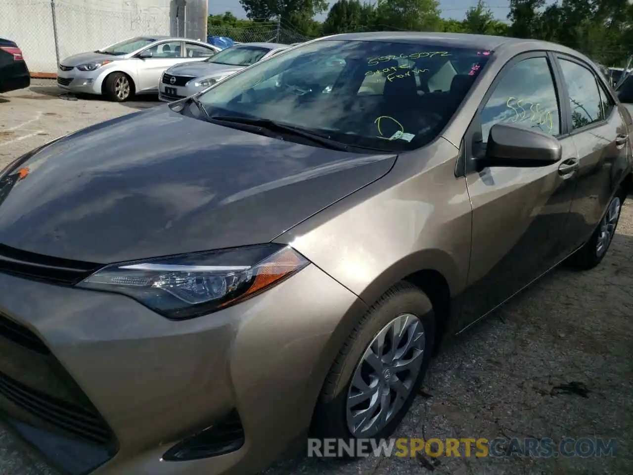 9 Photograph of a damaged car 2T1BURHE4KC139784 TOYOTA COROLLA 2019