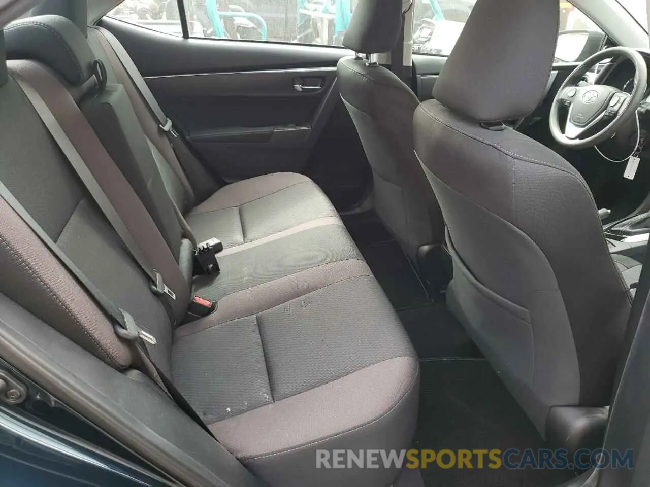 6 Photograph of a damaged car 2T1BURHE4KC142331 TOYOTA COROLLA 2019
