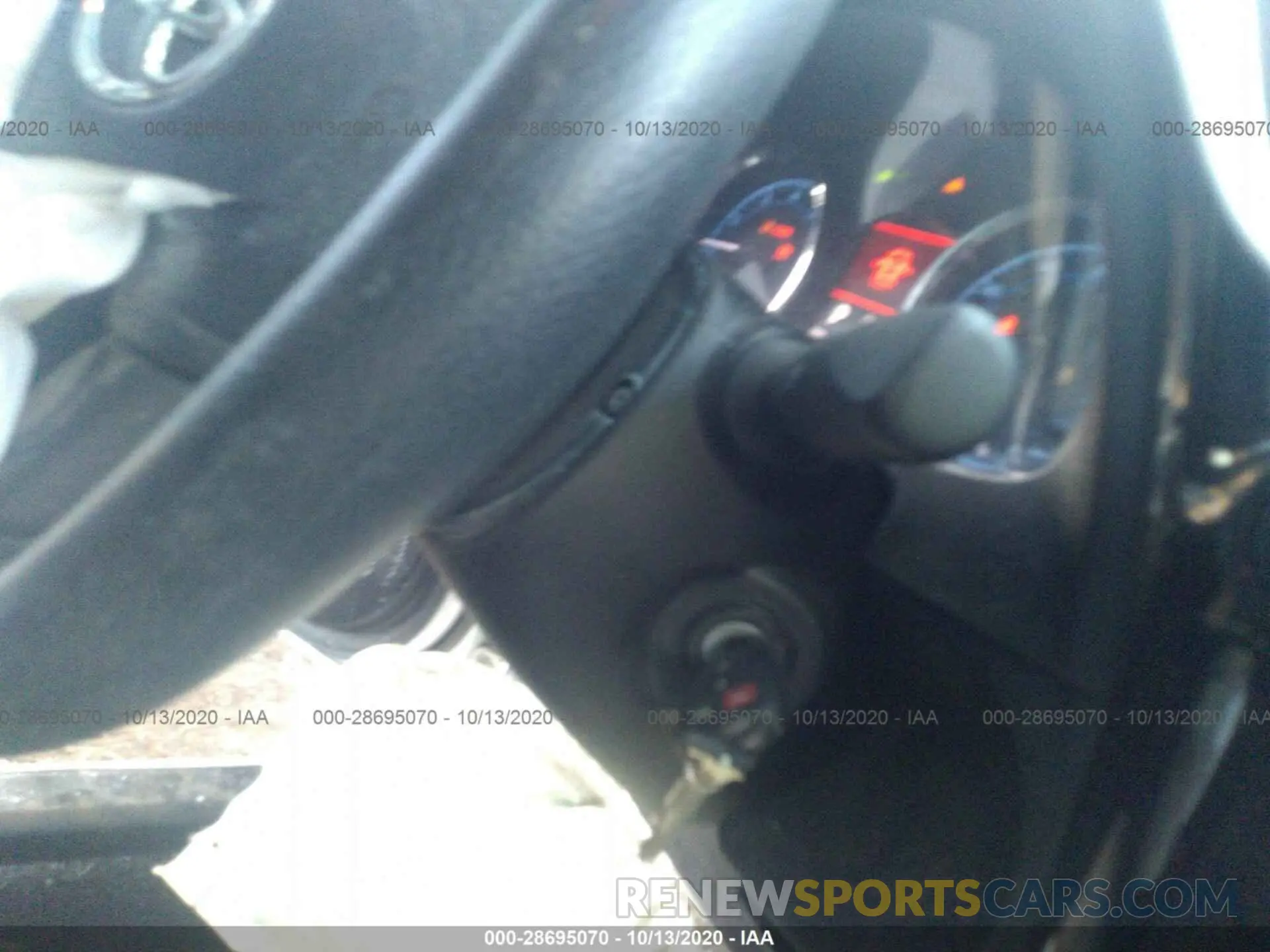 11 Photograph of a damaged car 2T1BURHE4KC144225 TOYOTA COROLLA 2019