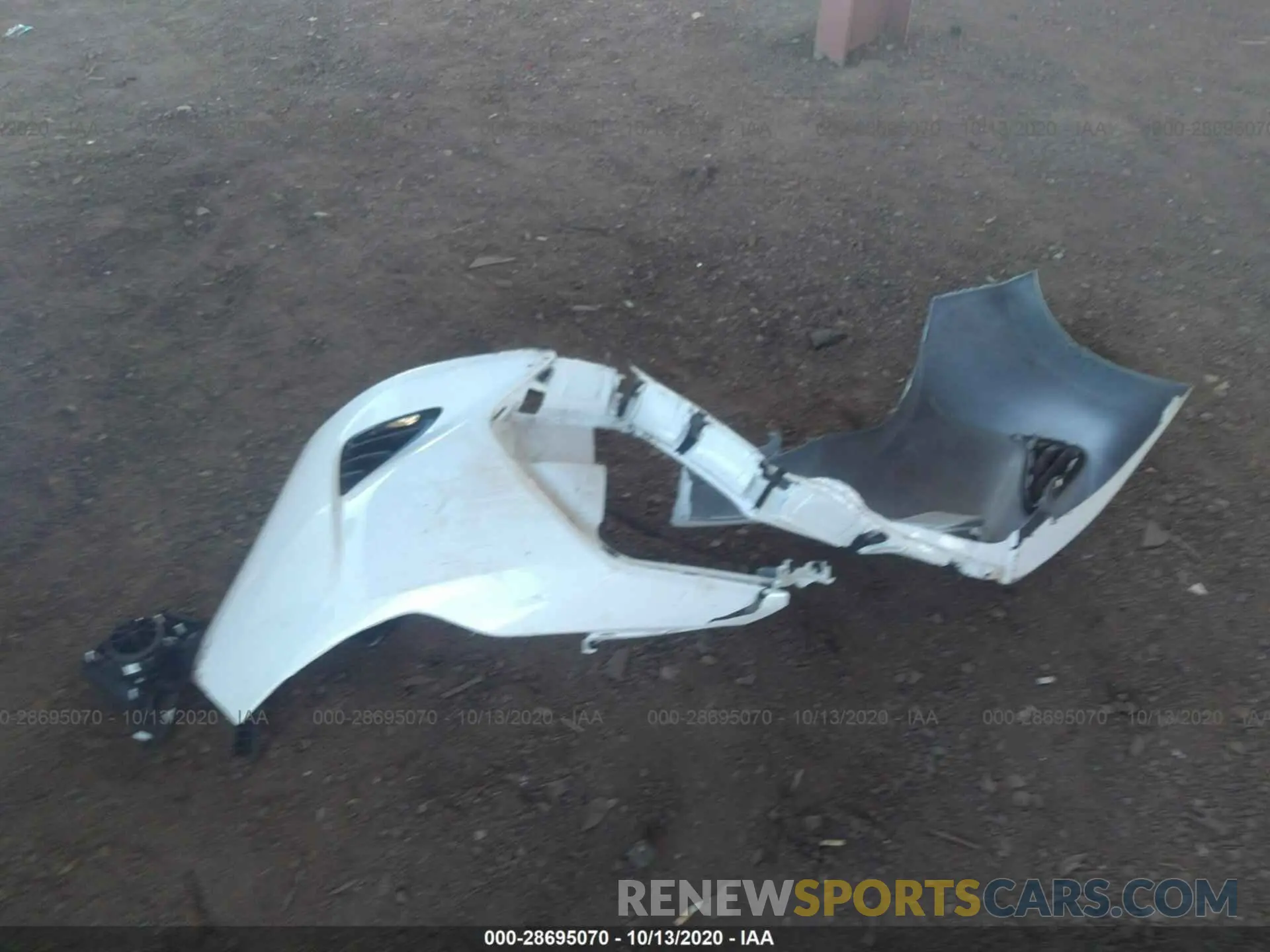 12 Photograph of a damaged car 2T1BURHE4KC144225 TOYOTA COROLLA 2019