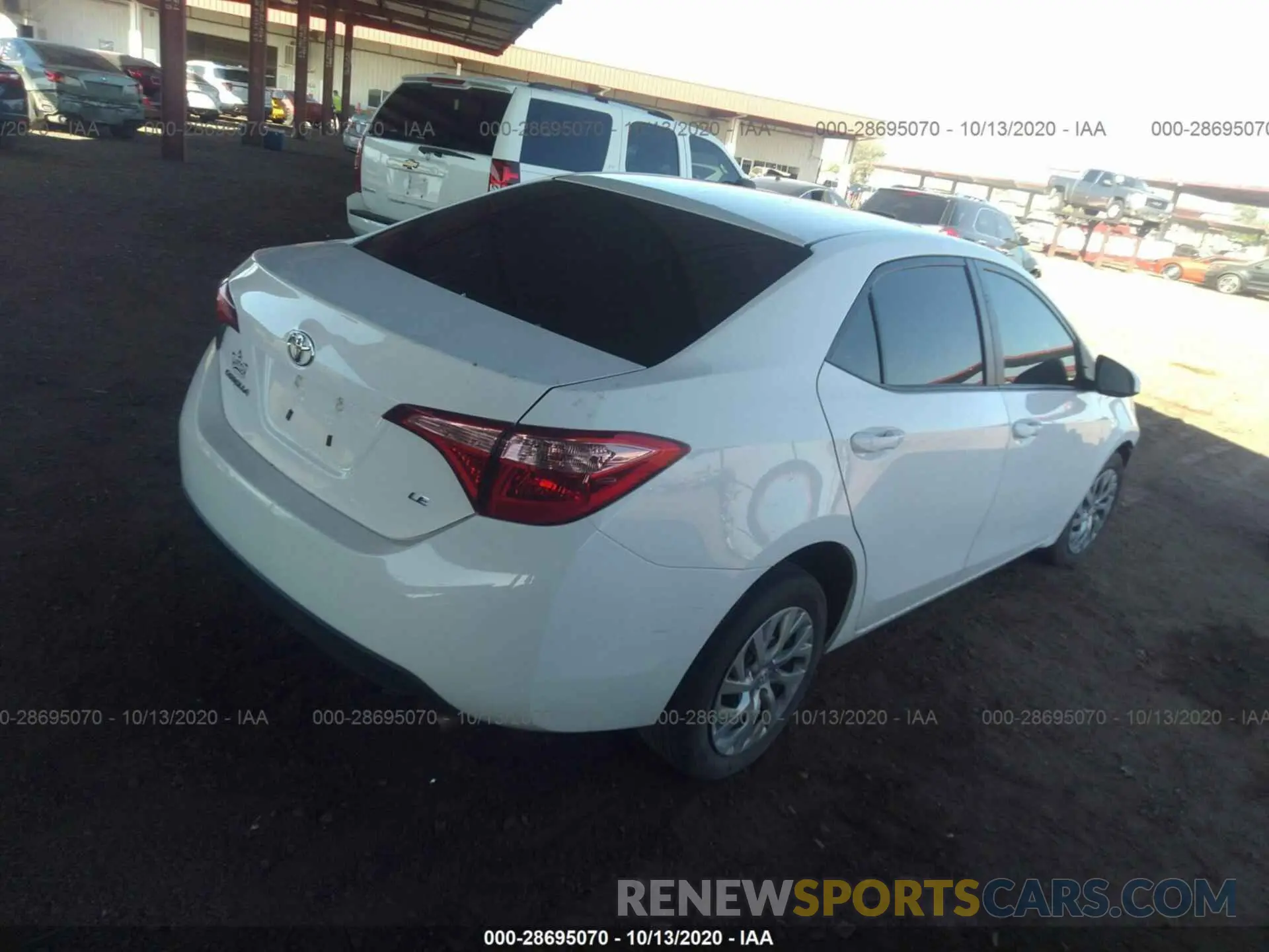 4 Photograph of a damaged car 2T1BURHE4KC144225 TOYOTA COROLLA 2019