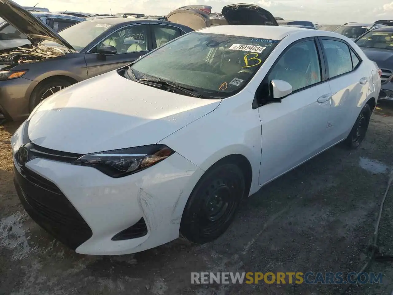 1 Photograph of a damaged car 2T1BURHE4KC150994 TOYOTA COROLLA 2019