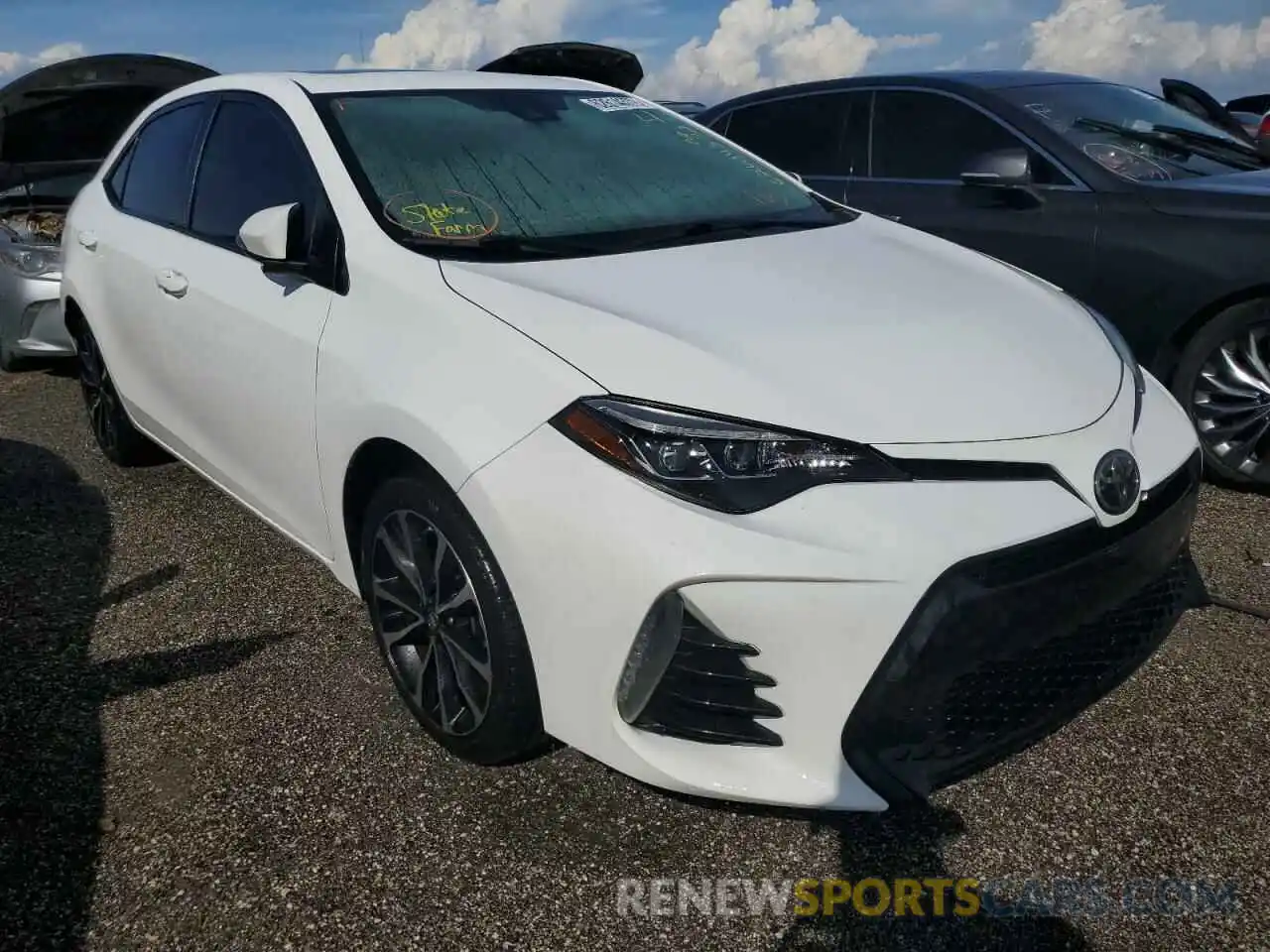 1 Photograph of a damaged car 2T1BURHE4KC151790 TOYOTA COROLLA 2019