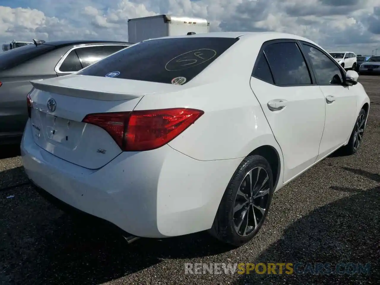 4 Photograph of a damaged car 2T1BURHE4KC151790 TOYOTA COROLLA 2019