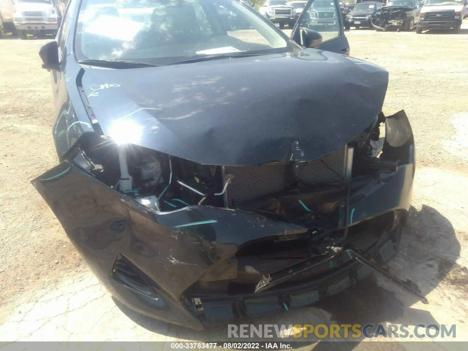 6 Photograph of a damaged car 2T1BURHE4KC152695 TOYOTA COROLLA 2019