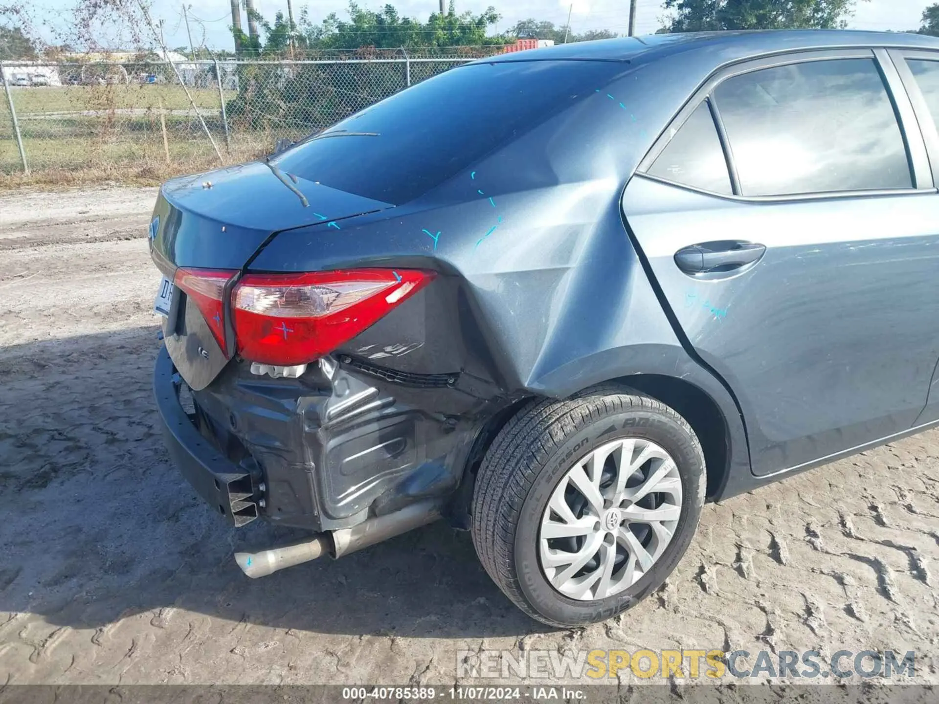 6 Photograph of a damaged car 2T1BURHE4KC155922 TOYOTA COROLLA 2019