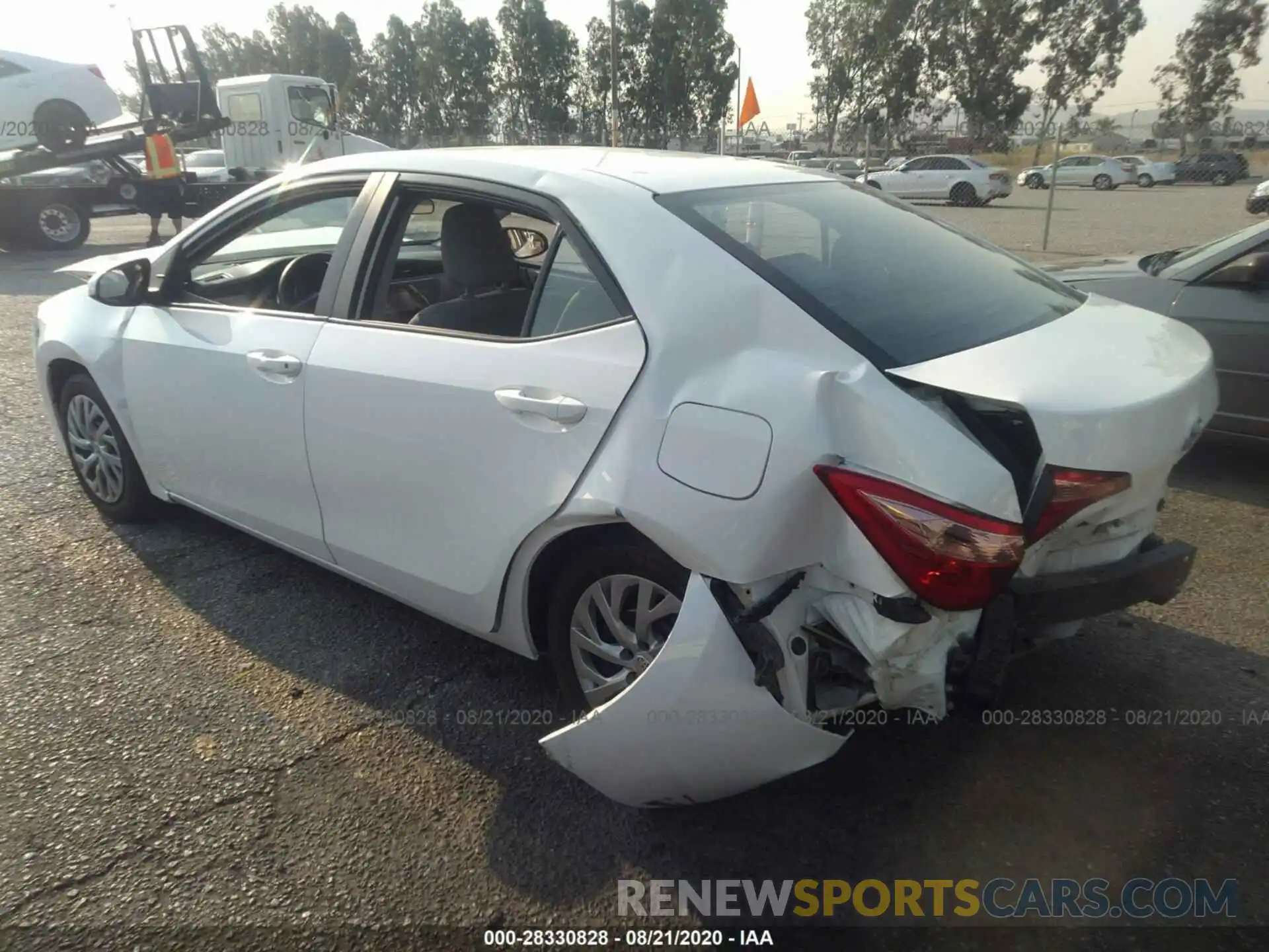 3 Photograph of a damaged car 2T1BURHE4KC163051 TOYOTA COROLLA 2019