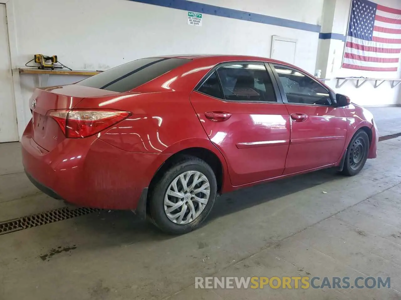 3 Photograph of a damaged car 2T1BURHE4KC167018 TOYOTA COROLLA 2019