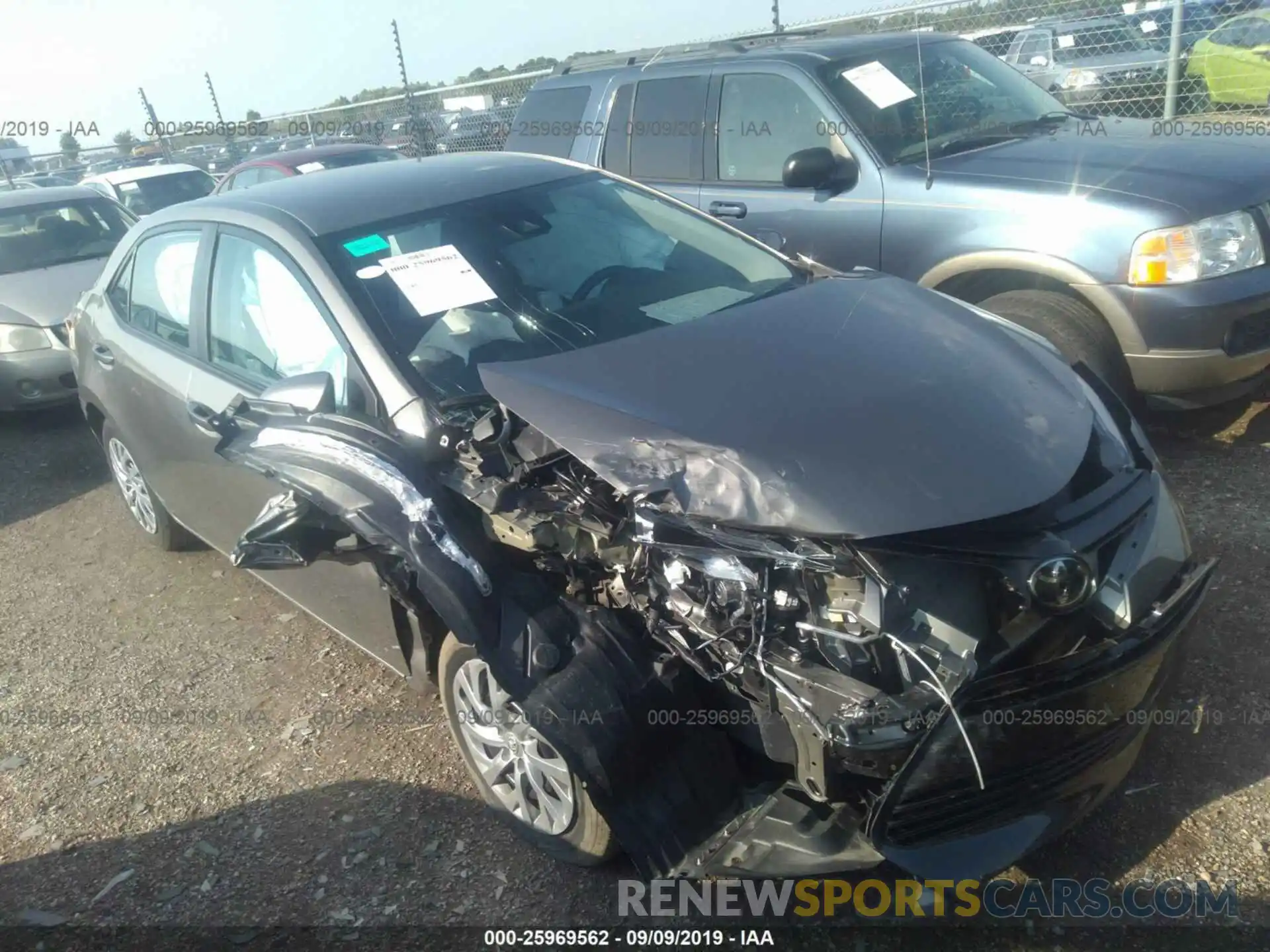 1 Photograph of a damaged car 2T1BURHE4KC170842 TOYOTA COROLLA 2019