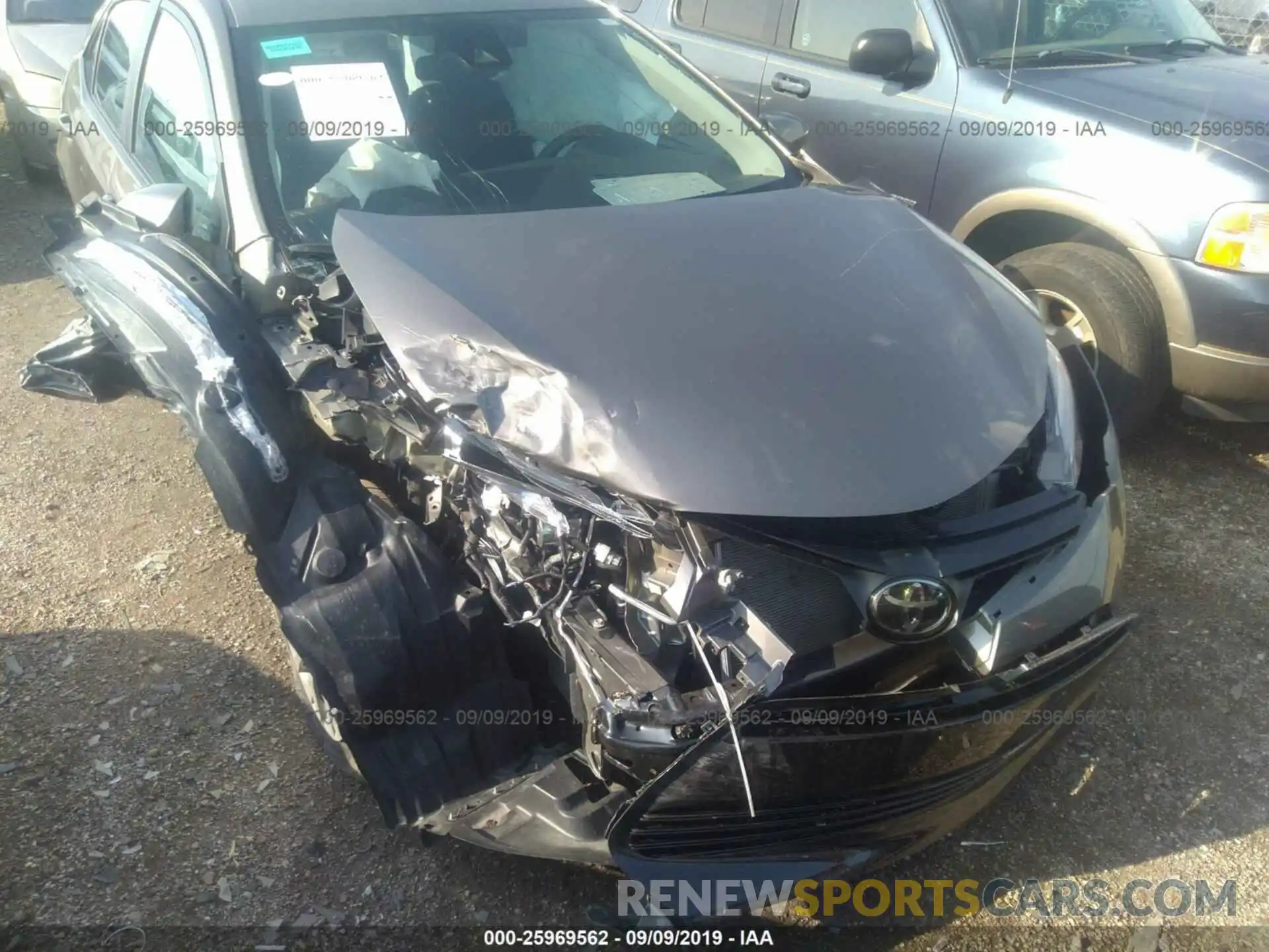 6 Photograph of a damaged car 2T1BURHE4KC170842 TOYOTA COROLLA 2019