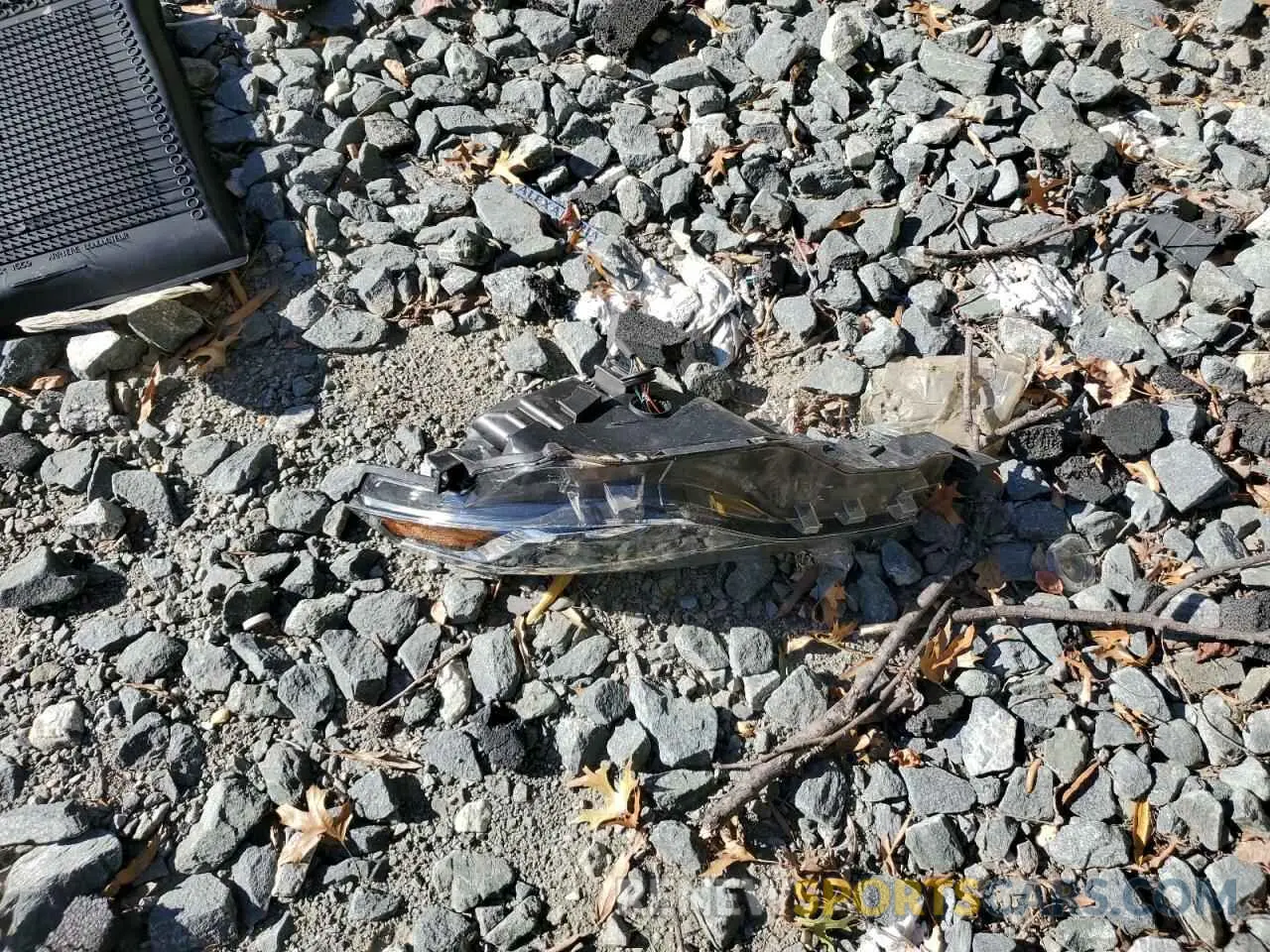12 Photograph of a damaged car 2T1BURHE4KC173174 TOYOTA COROLLA 2019
