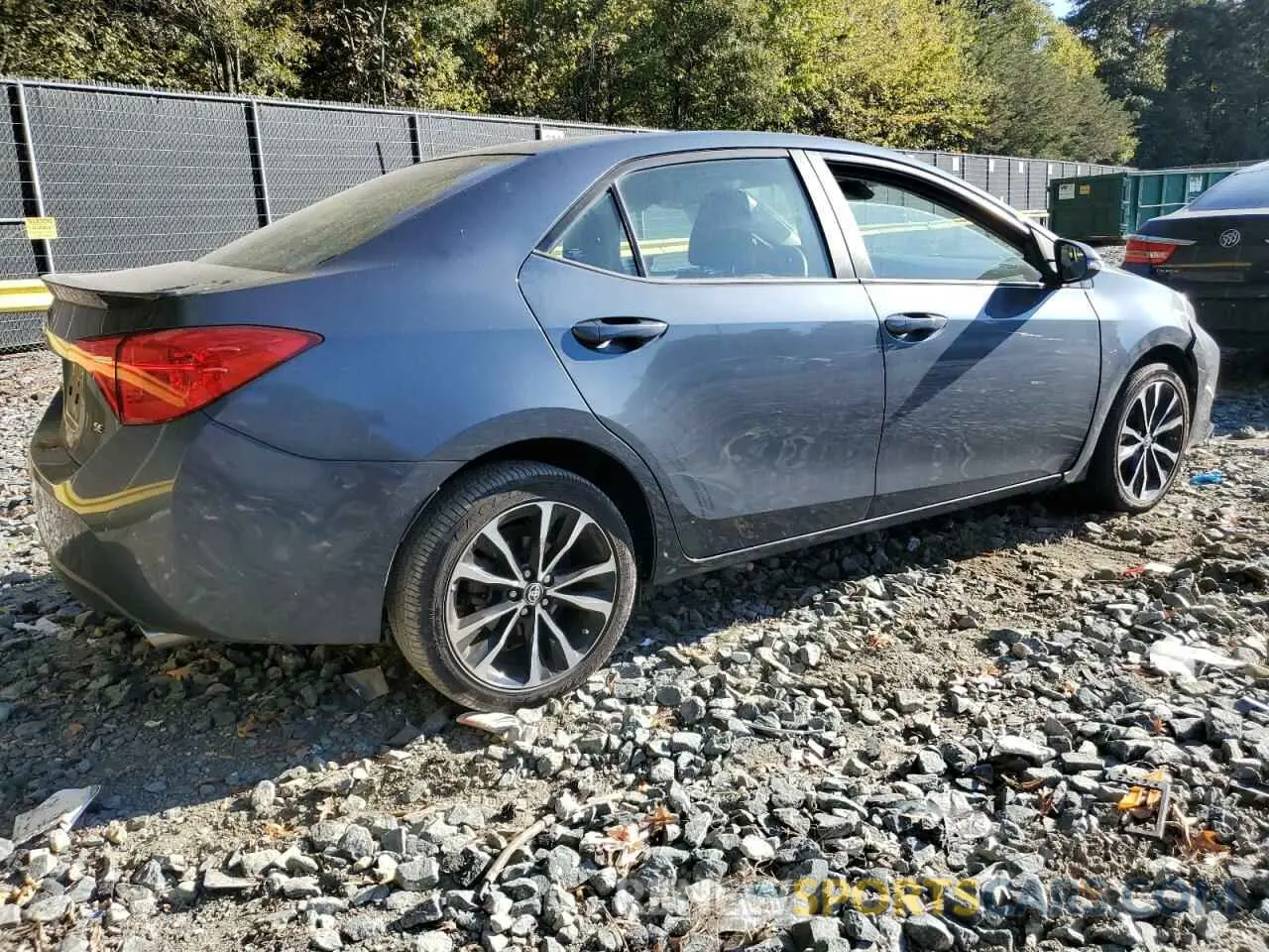 3 Photograph of a damaged car 2T1BURHE4KC173174 TOYOTA COROLLA 2019
