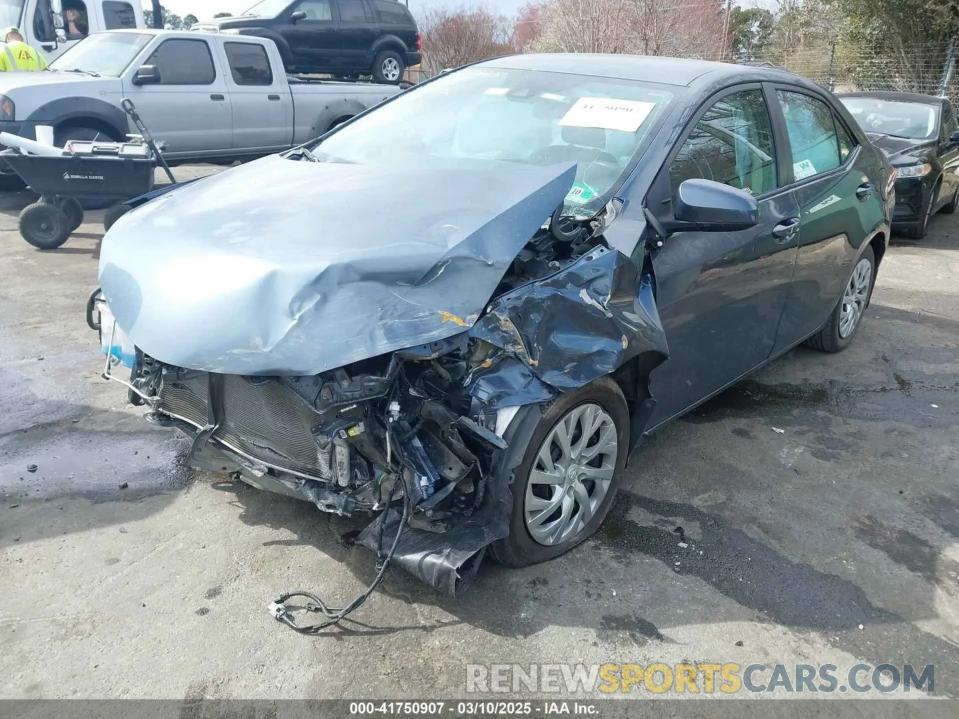 2 Photograph of a damaged car 2T1BURHE4KC173952 TOYOTA COROLLA 2019