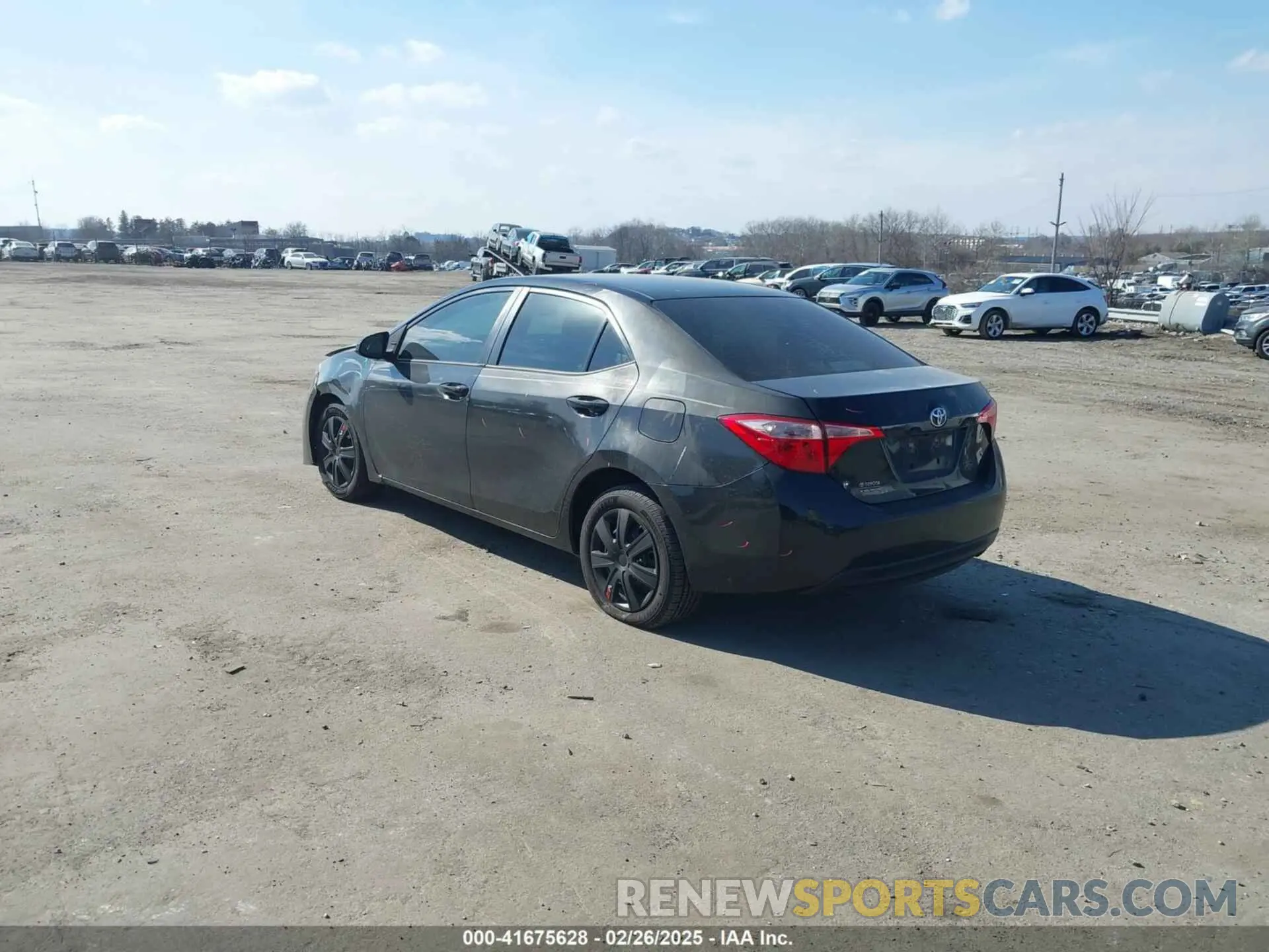 3 Photograph of a damaged car 2T1BURHE4KC174132 TOYOTA COROLLA 2019