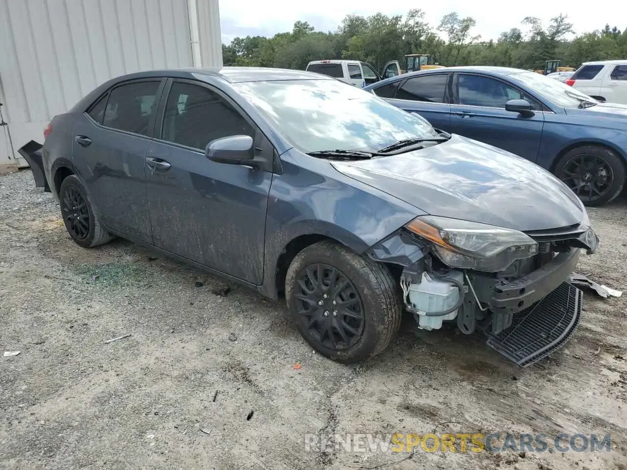 4 Photograph of a damaged car 2T1BURHE4KC174180 TOYOTA COROLLA 2019