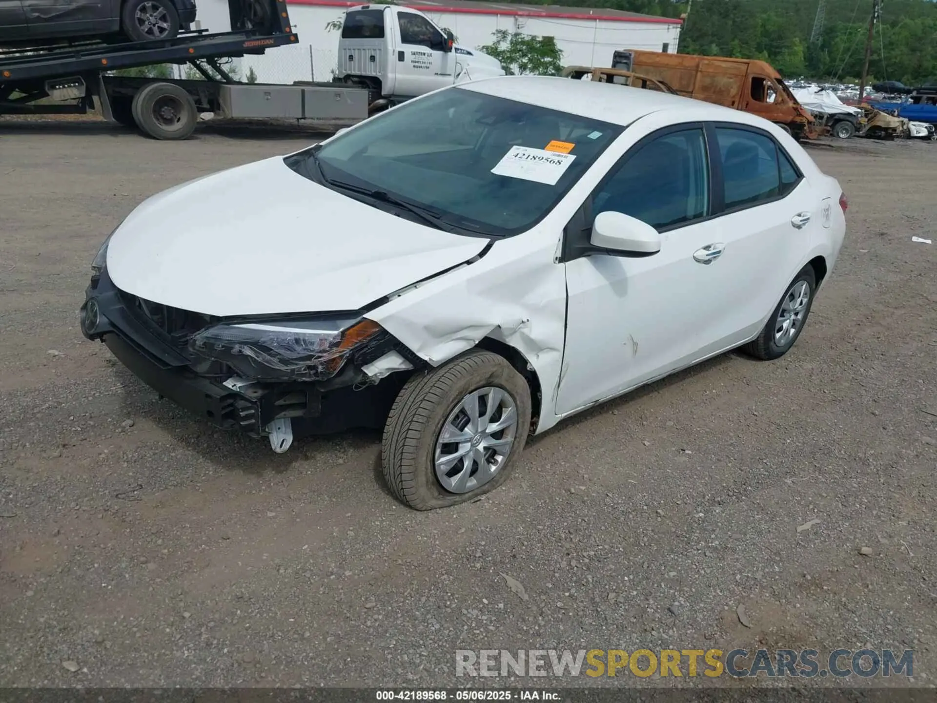 2 Photograph of a damaged car 2T1BURHE4KC176589 TOYOTA COROLLA 2019