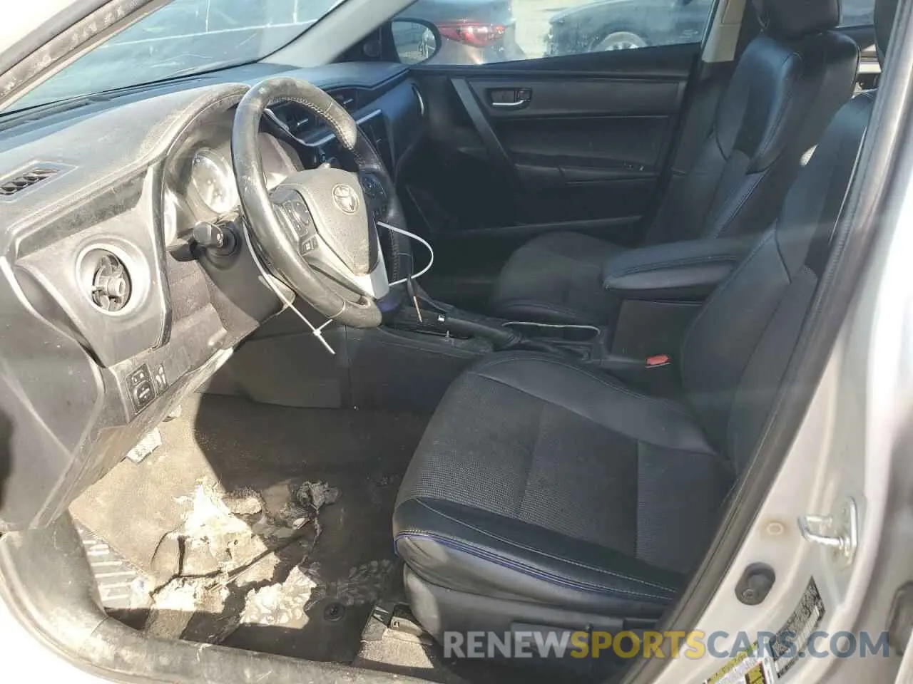 7 Photograph of a damaged car 2T1BURHE4KC177225 TOYOTA COROLLA 2019