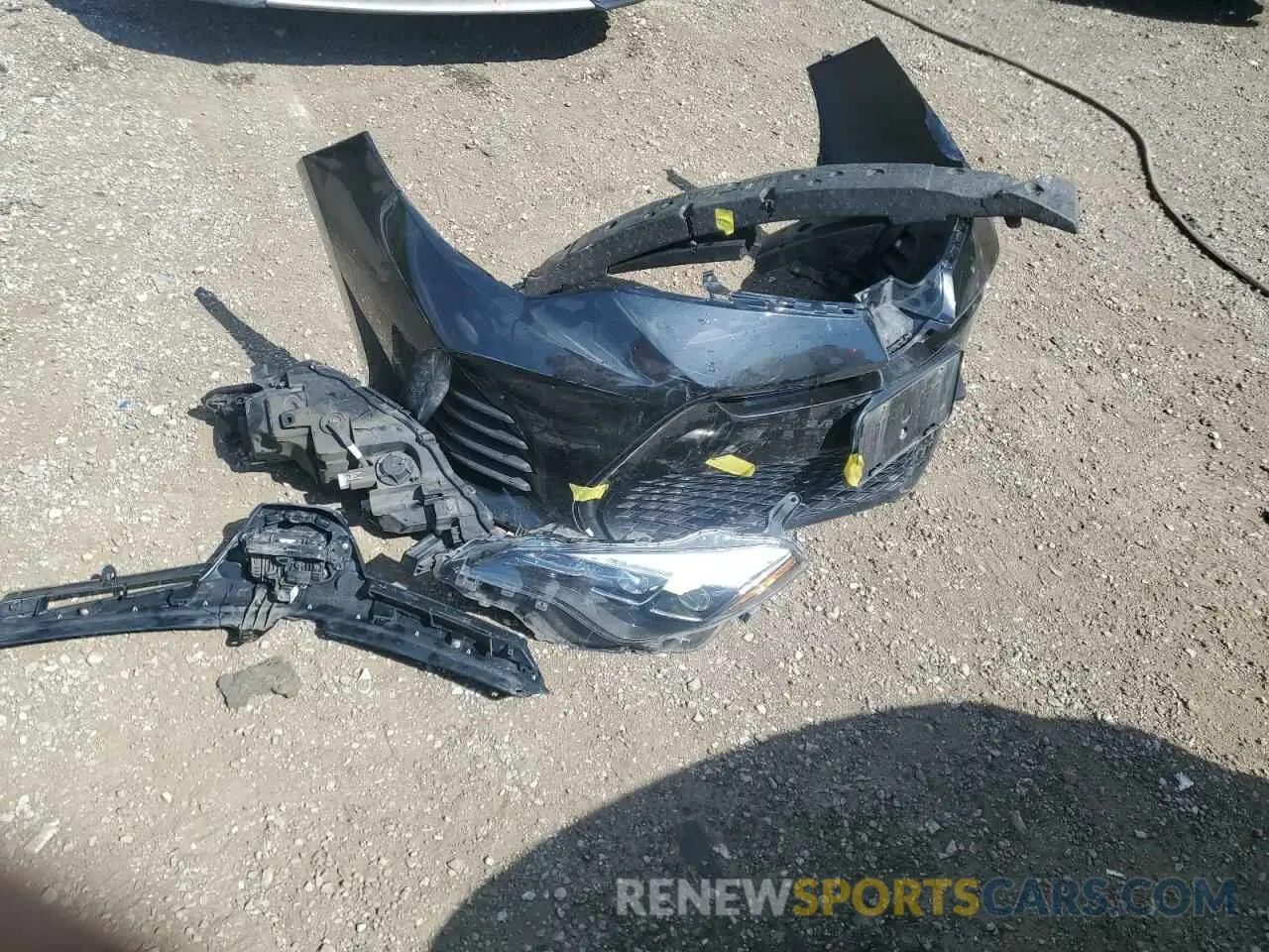 12 Photograph of a damaged car 2T1BURHE4KC178505 TOYOTA COROLLA 2019