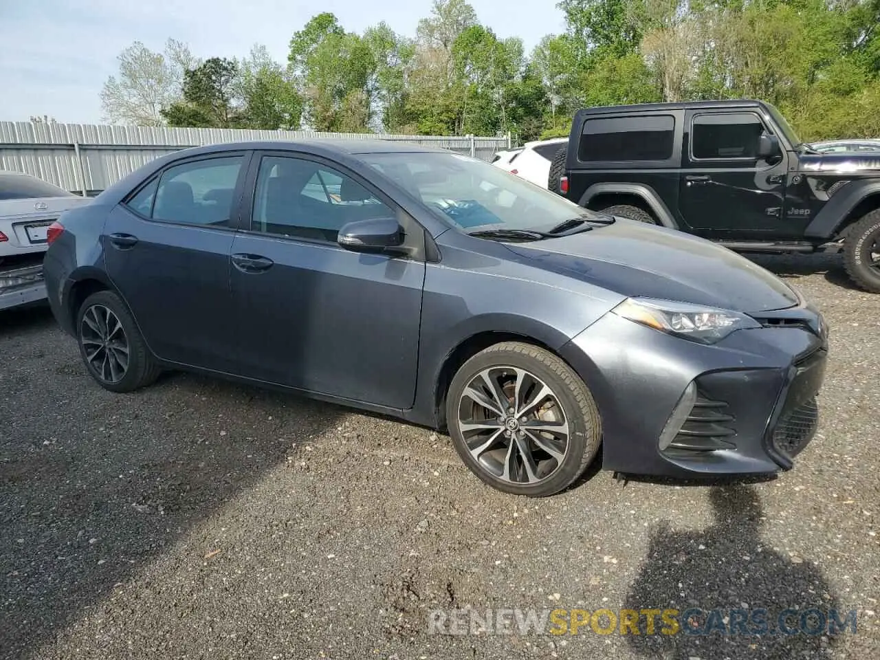 4 Photograph of a damaged car 2T1BURHE4KC179850 TOYOTA COROLLA 2019