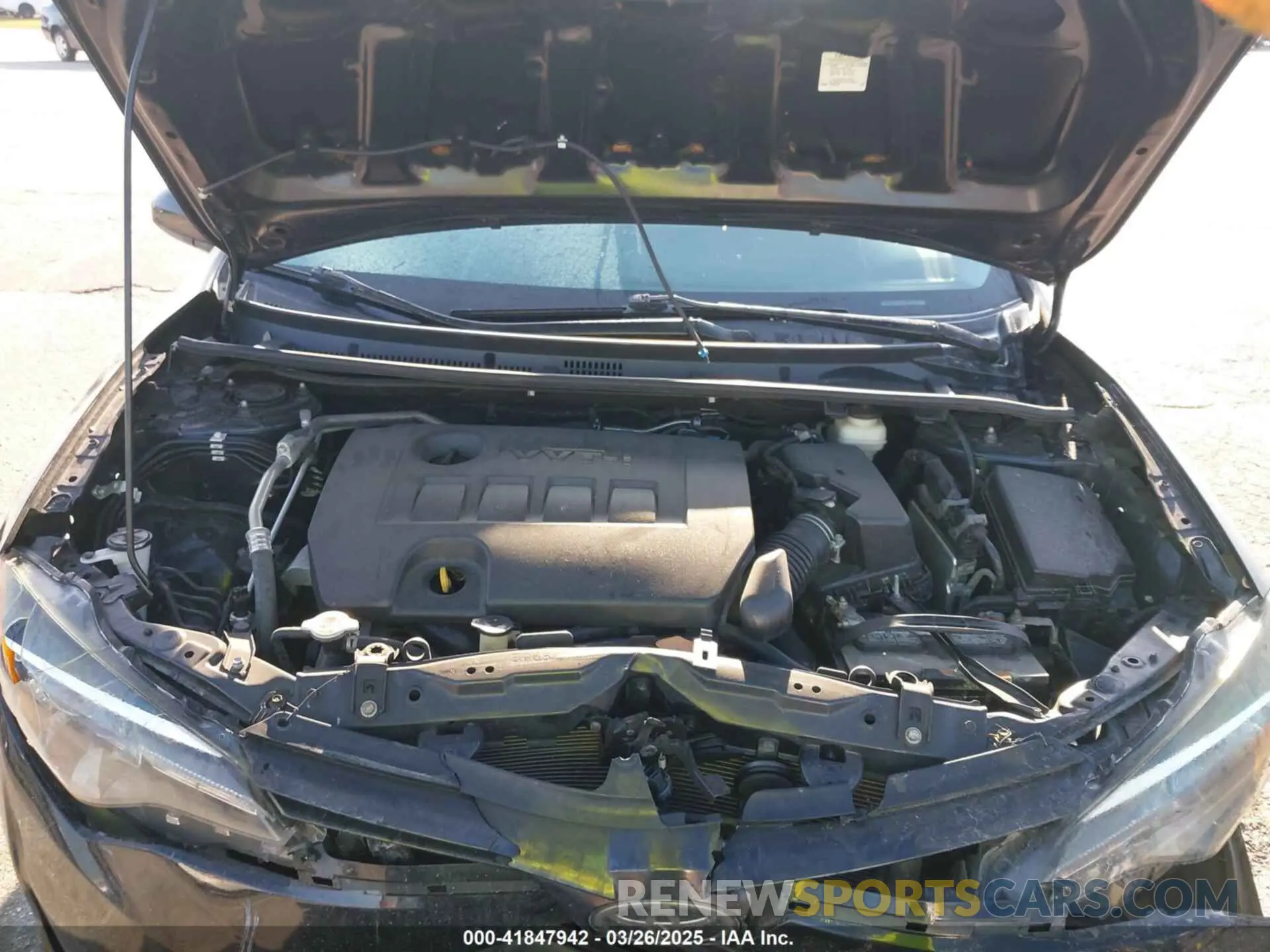 10 Photograph of a damaged car 2T1BURHE4KC181498 TOYOTA COROLLA 2019
