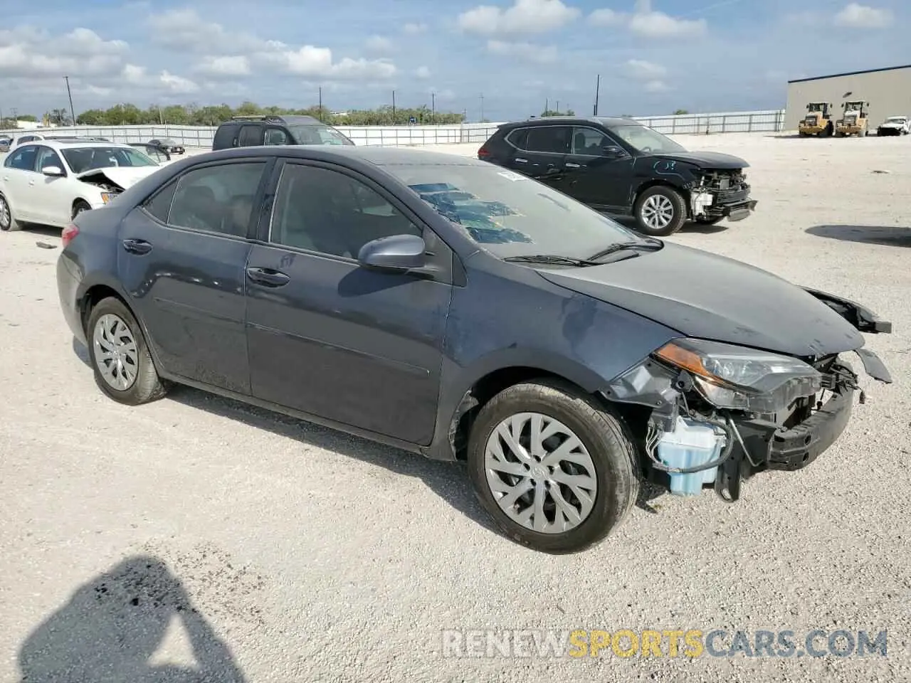 4 Photograph of a damaged car 2T1BURHE4KC186703 TOYOTA COROLLA 2019