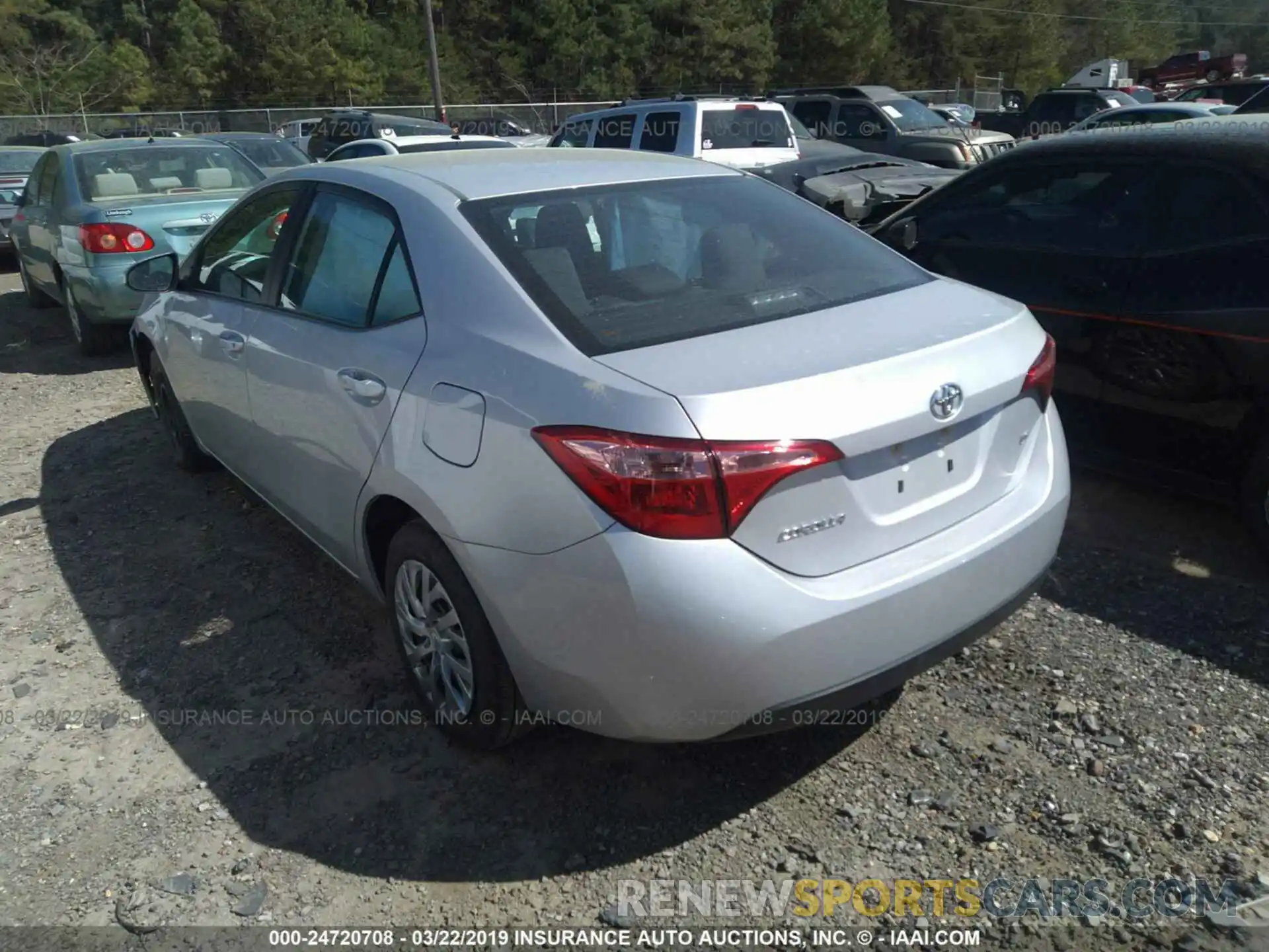 3 Photograph of a damaged car 2T1BURHE4KC188130 TOYOTA COROLLA 2019