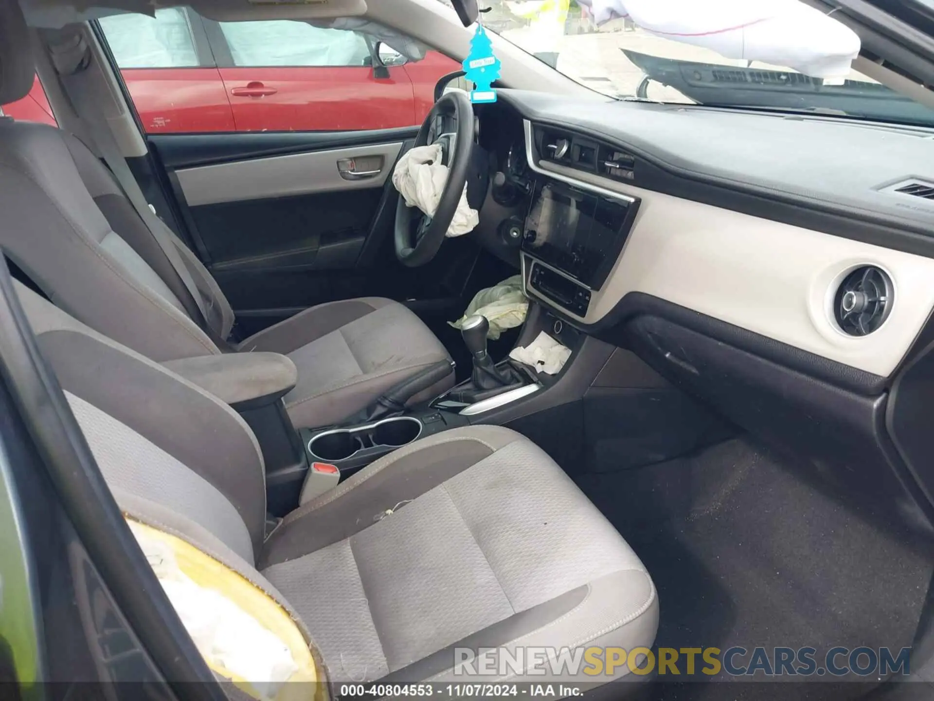 5 Photograph of a damaged car 2T1BURHE4KC188788 TOYOTA COROLLA 2019
