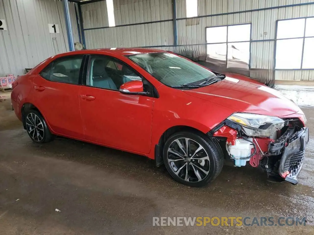 4 Photograph of a damaged car 2T1BURHE4KC193151 TOYOTA COROLLA 2019