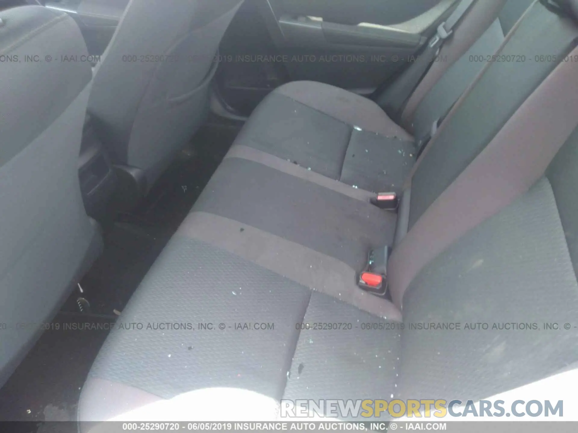 8 Photograph of a damaged car 2T1BURHE4KC193294 TOYOTA COROLLA 2019