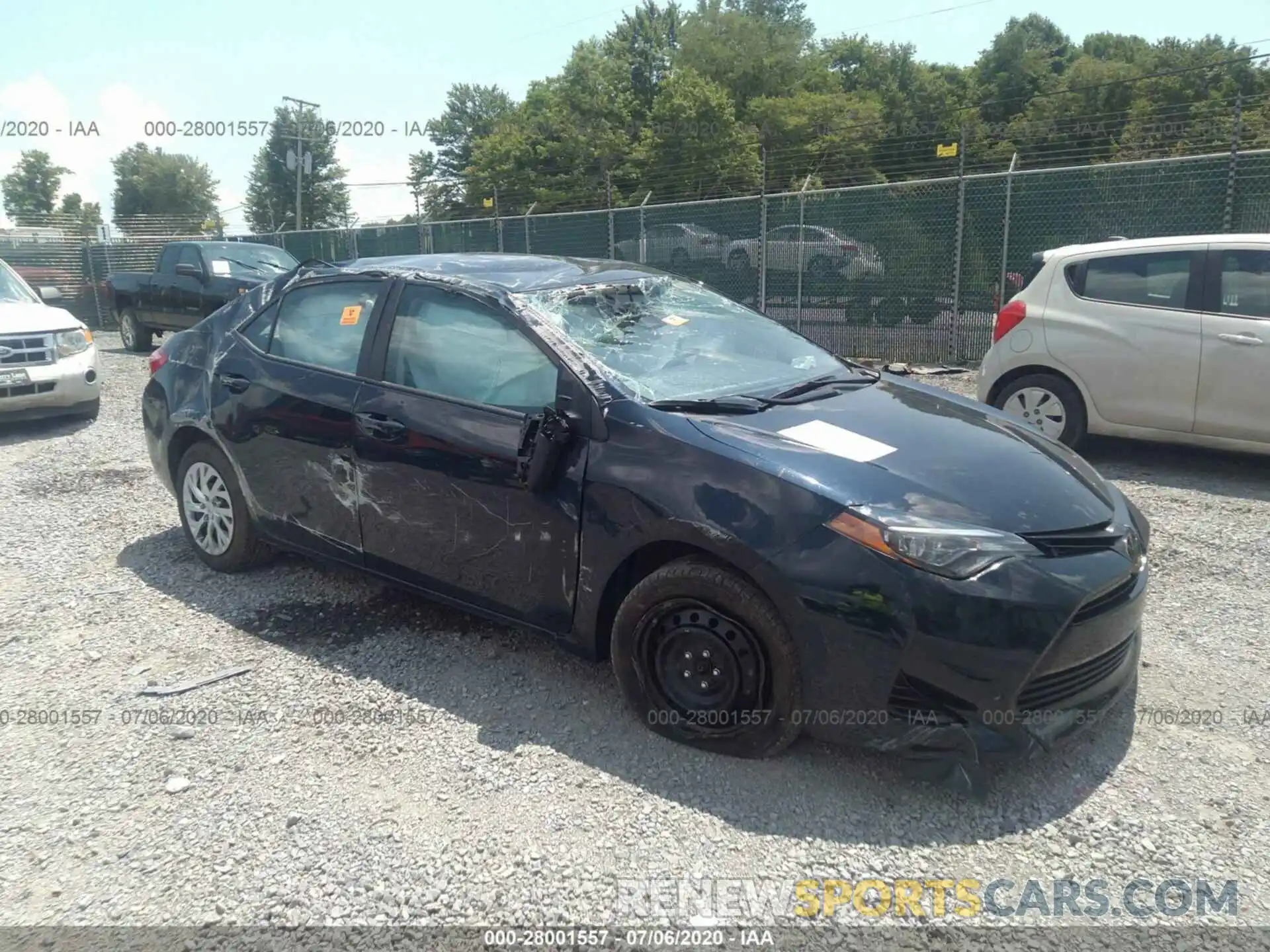 1 Photograph of a damaged car 2T1BURHE4KC198690 TOYOTA COROLLA 2019