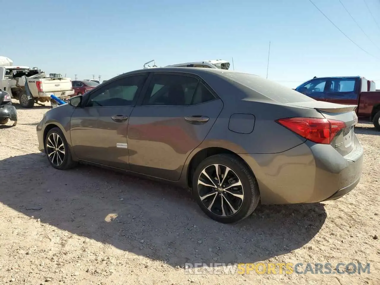 2 Photograph of a damaged car 2T1BURHE4KC200275 TOYOTA COROLLA 2019